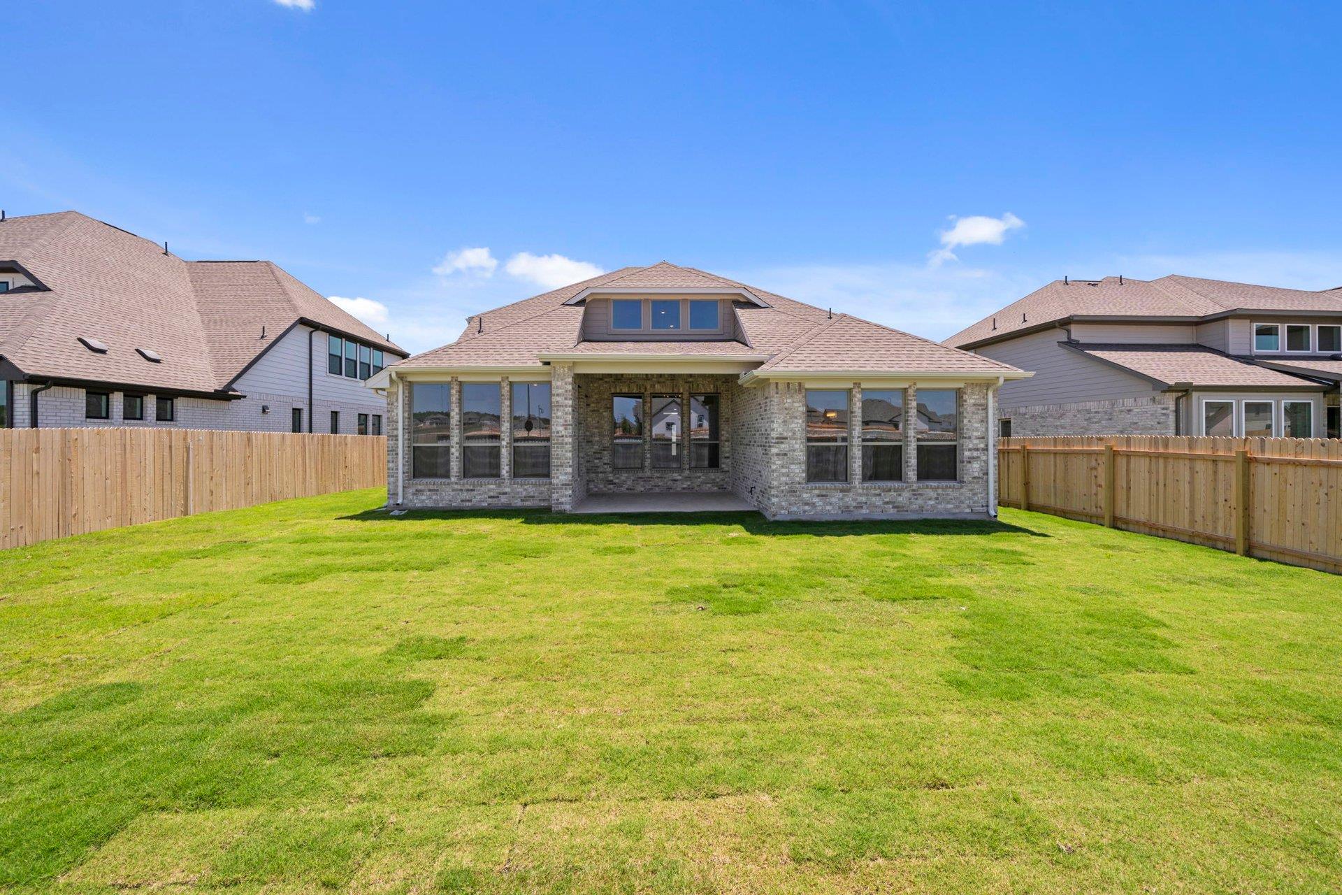 229 Pacific Grove Cir, Liberty Hill, TX 78642