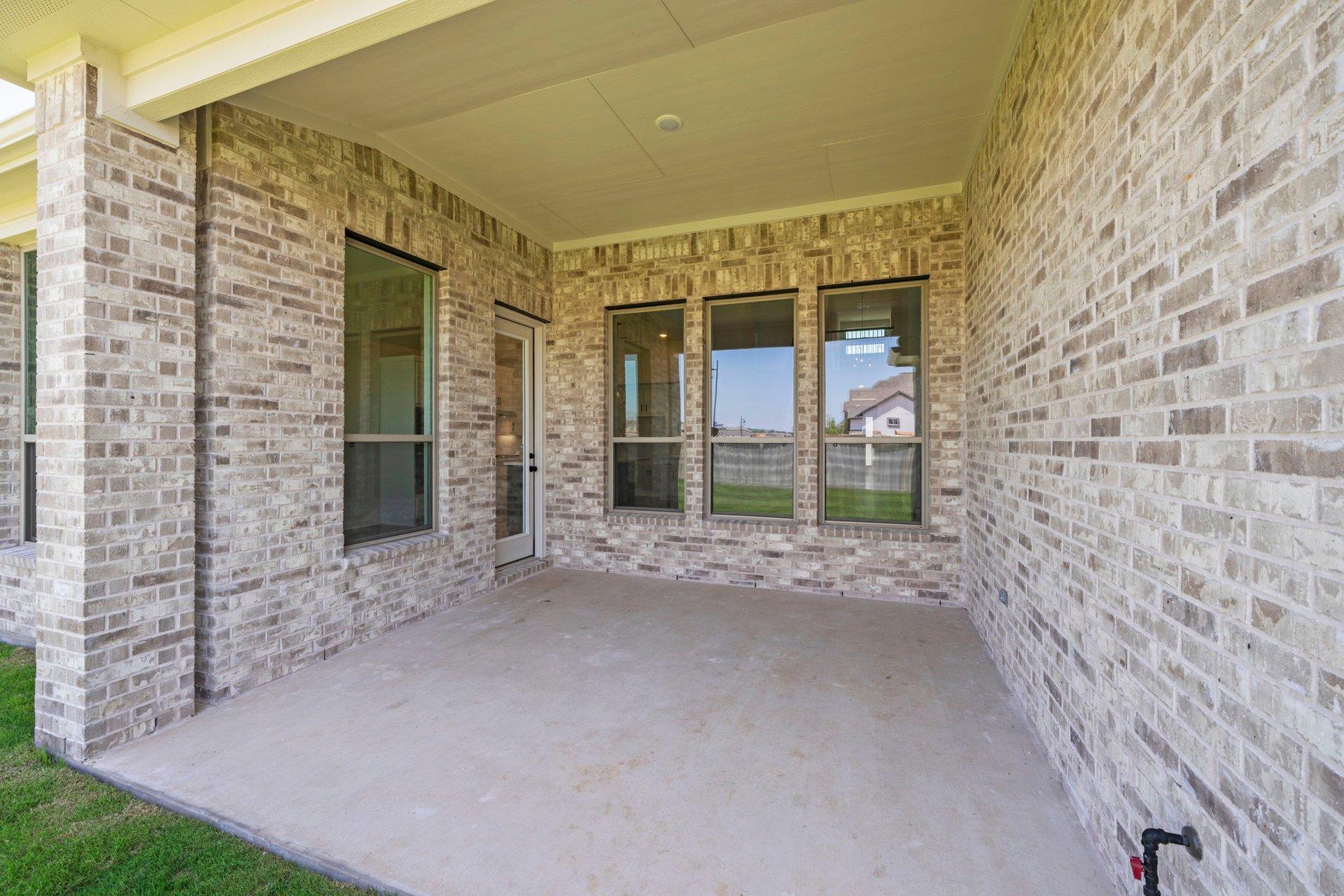 229 Pacific Grove Cir, Liberty Hill, TX 78642