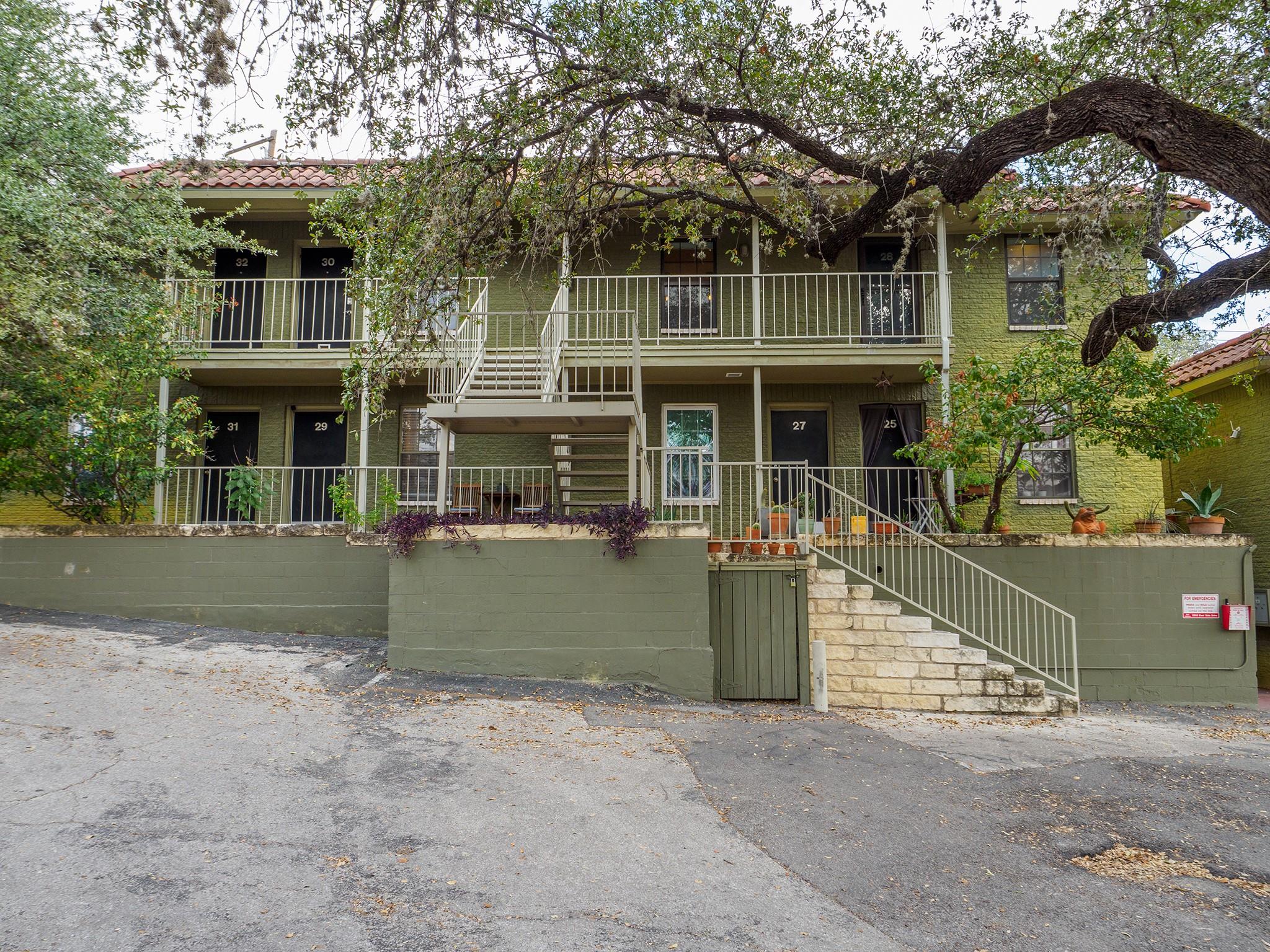 2302 East Side Dr # 28, Austin, TX 78704