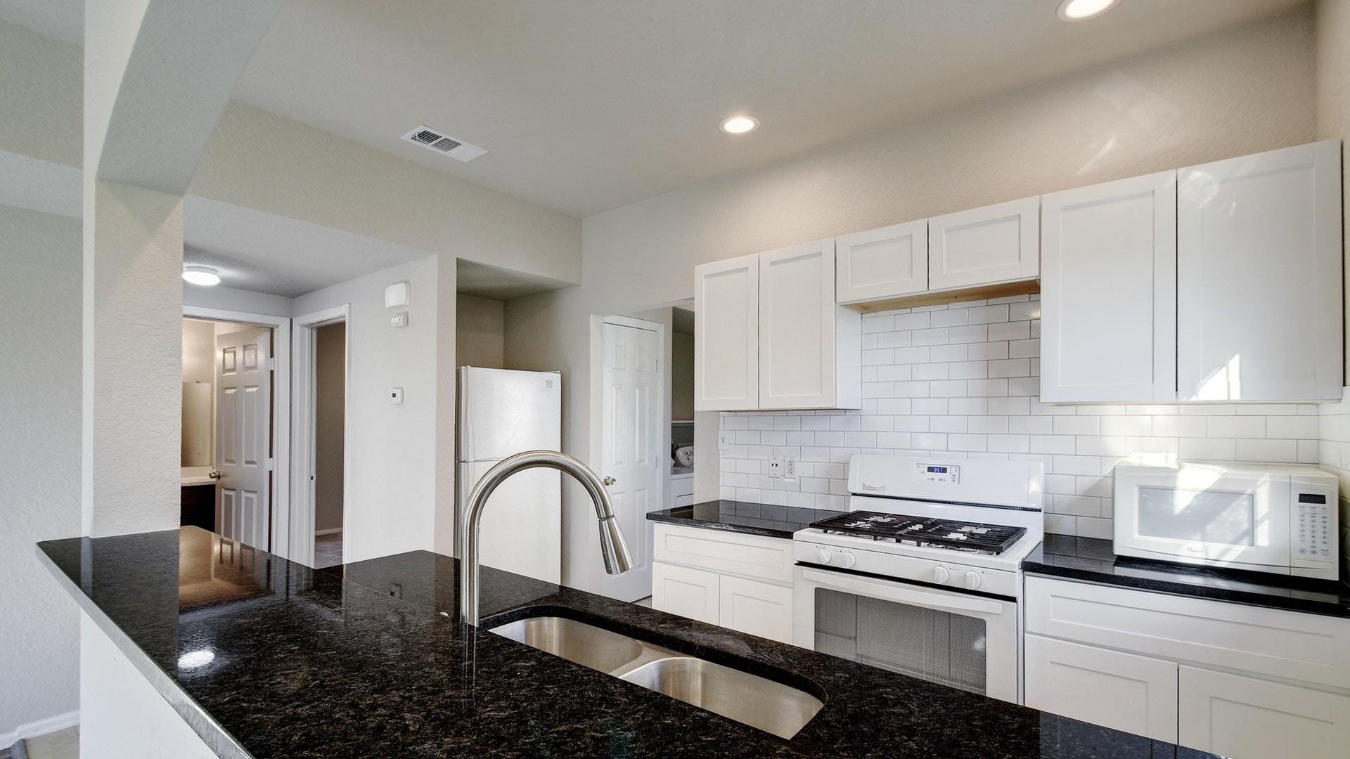 2206 Pennsylvania Ave # A, Austin, TX 78702