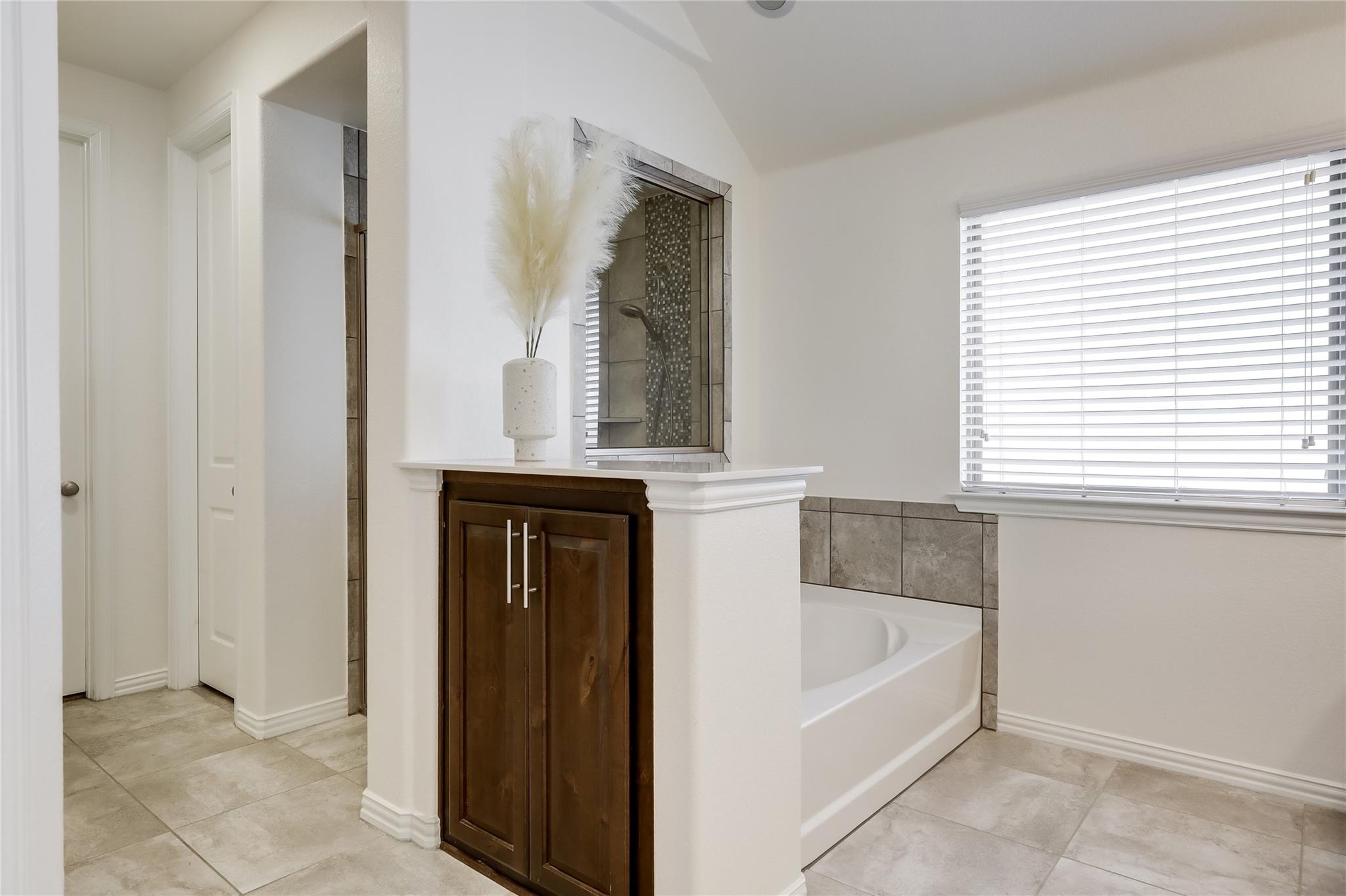 22207 Cape Travis Bnd, Lago Vista, TX 78645