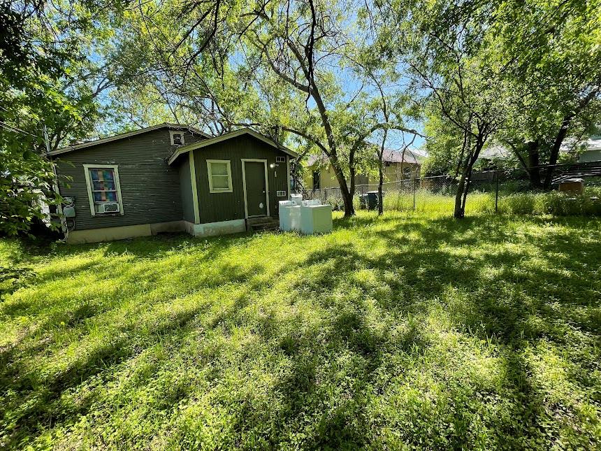 3208 E 16th St, Austin, TX 78721