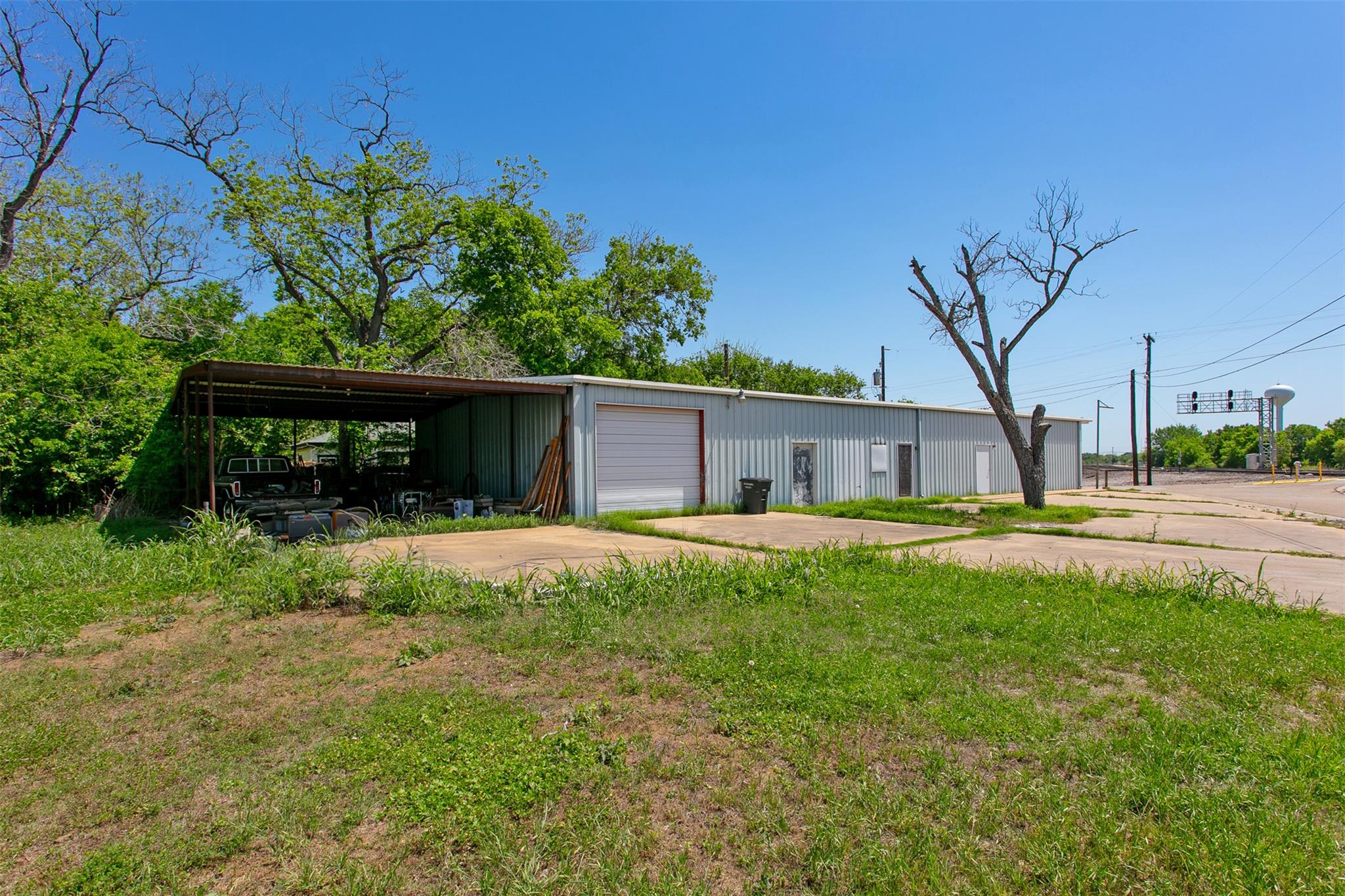 912 W Alligator St, Caldwell, TX 77836