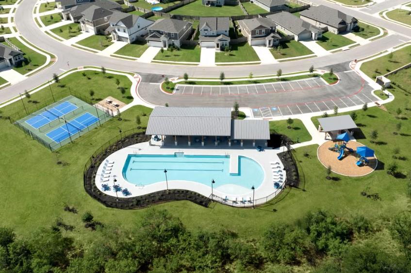 156 Ayres Horn, Cedar Creek, TX 78612