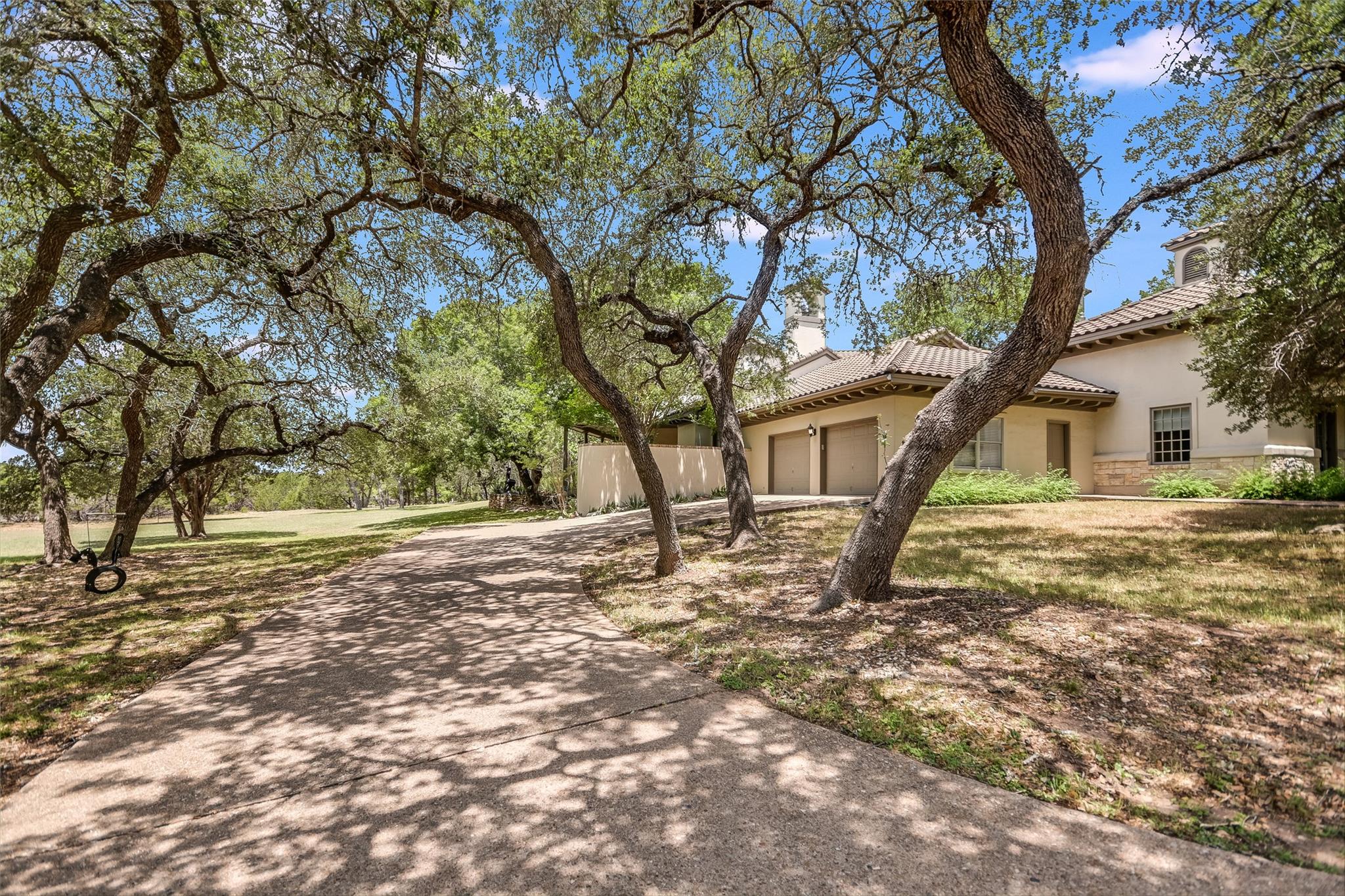 8611 Young Ln, Austin, TX 78737