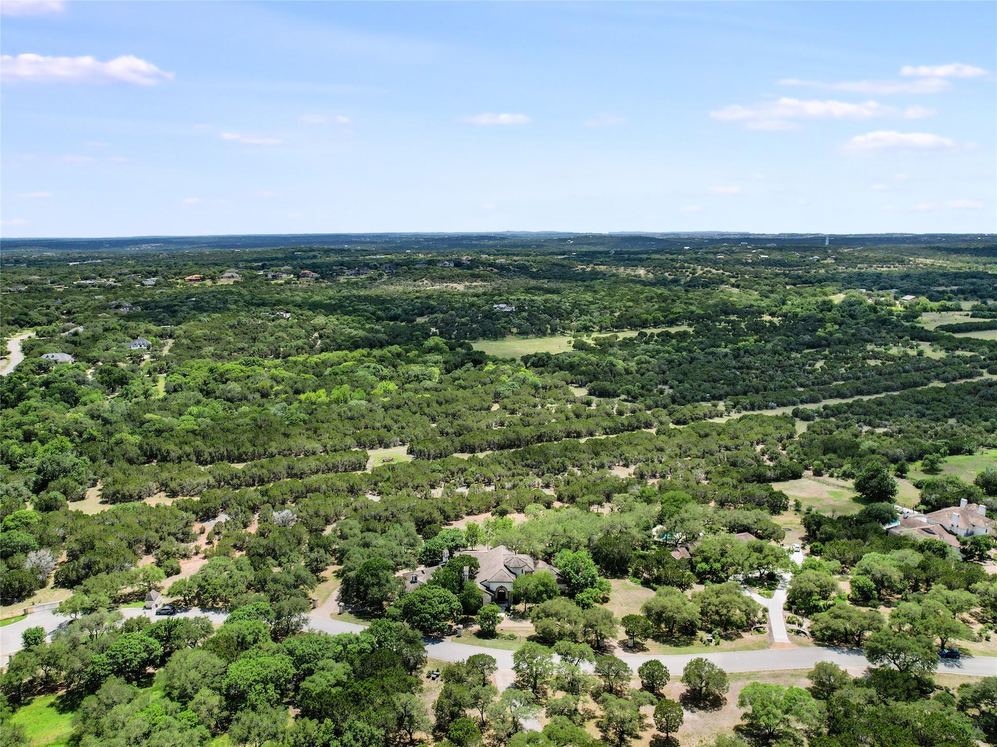 8611 Young Ln, Austin, TX 78737
