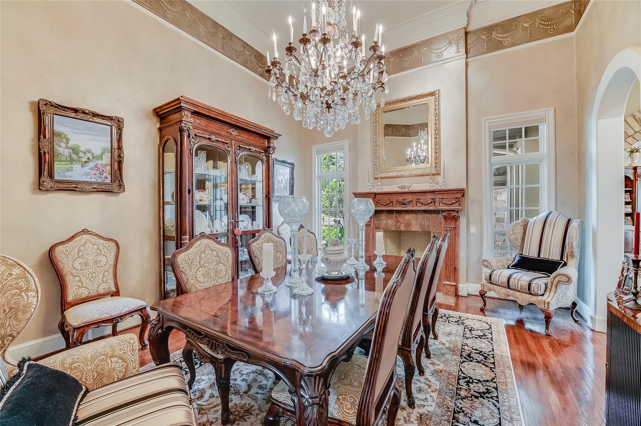 8611 Young Ln, Austin, TX 78737