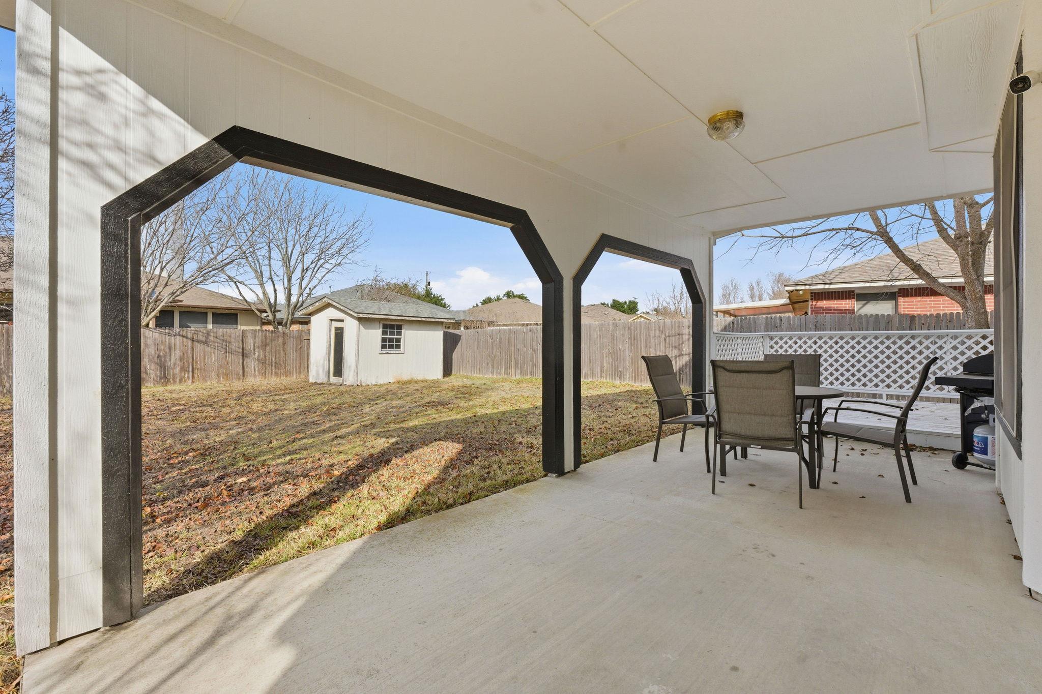 1424 Marsh Harbour Dr, Round Rock, TX 78664