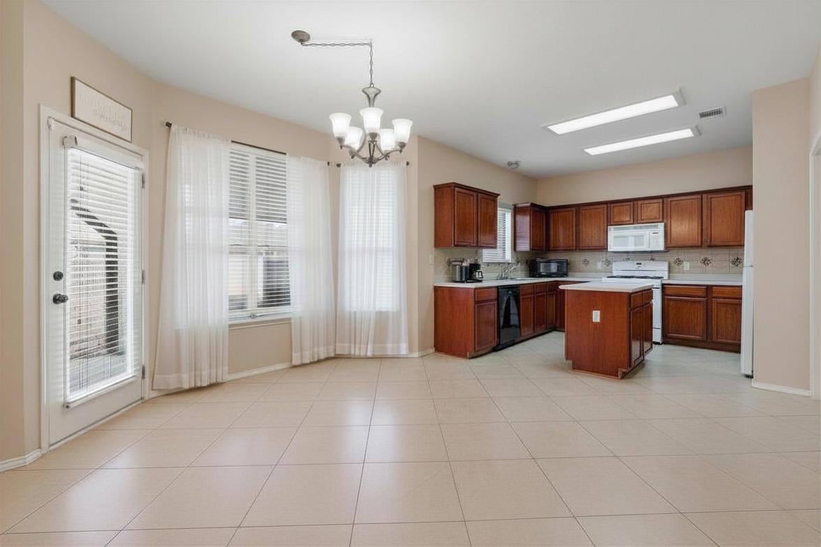1424 Marsh Harbour Dr, Round Rock, TX 78664