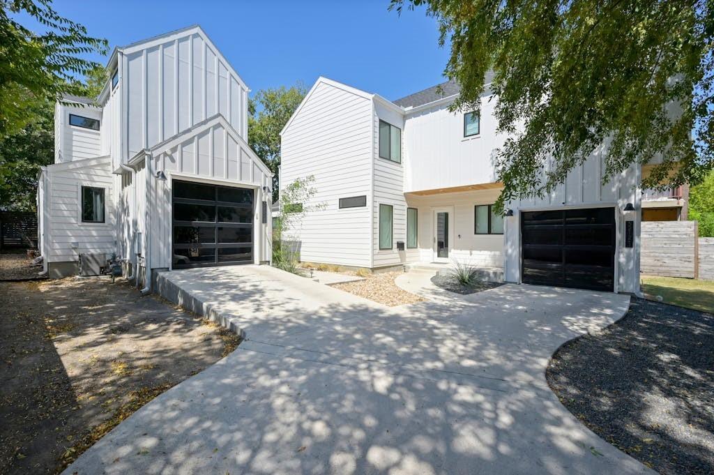 5212 Huisache St # 2, Austin, TX 78751