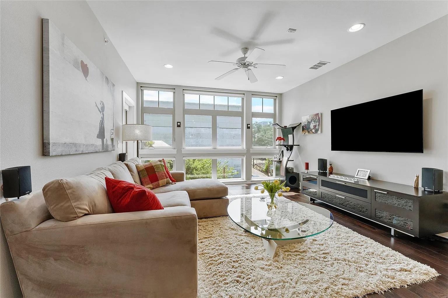 908 Nueces St # 31, Austin, TX 78701
