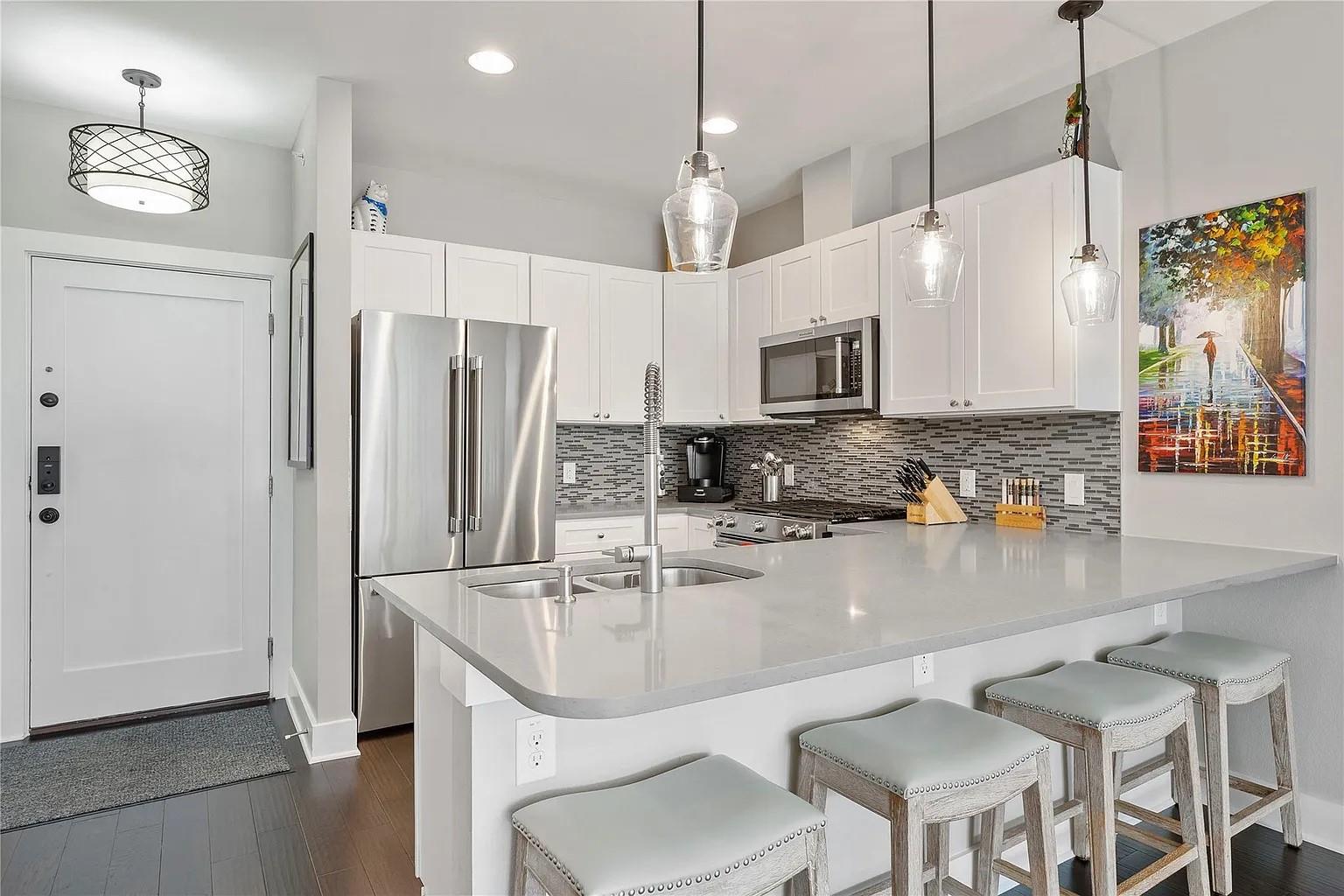 908 Nueces St # 31, Austin, TX 78701