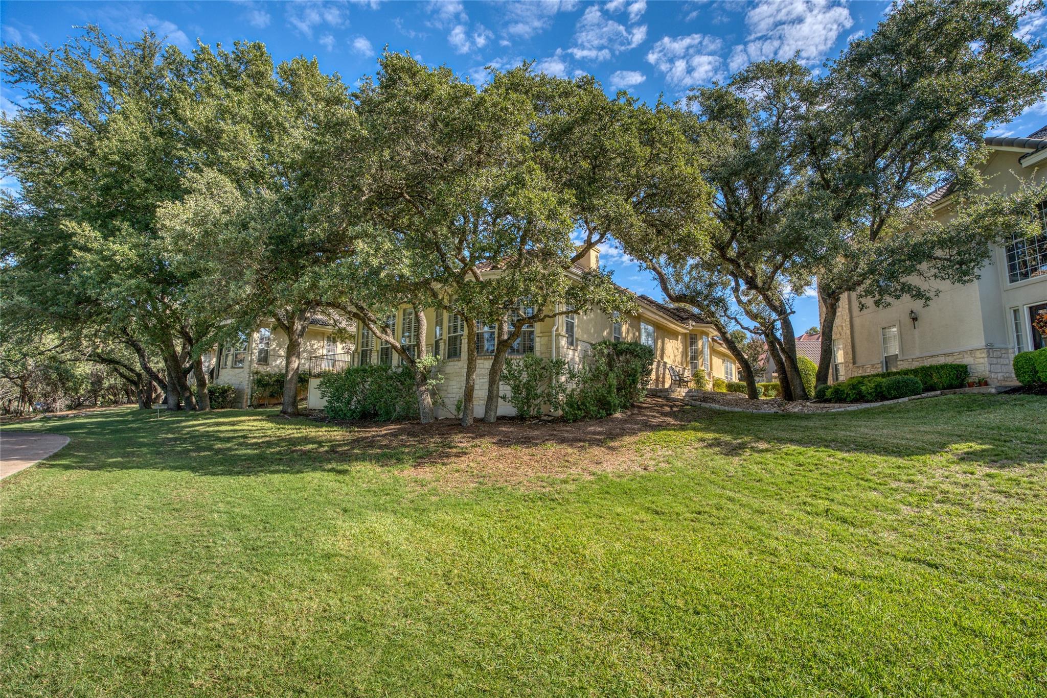 219 The Hills Dr # 5, The Hills, TX 78738
