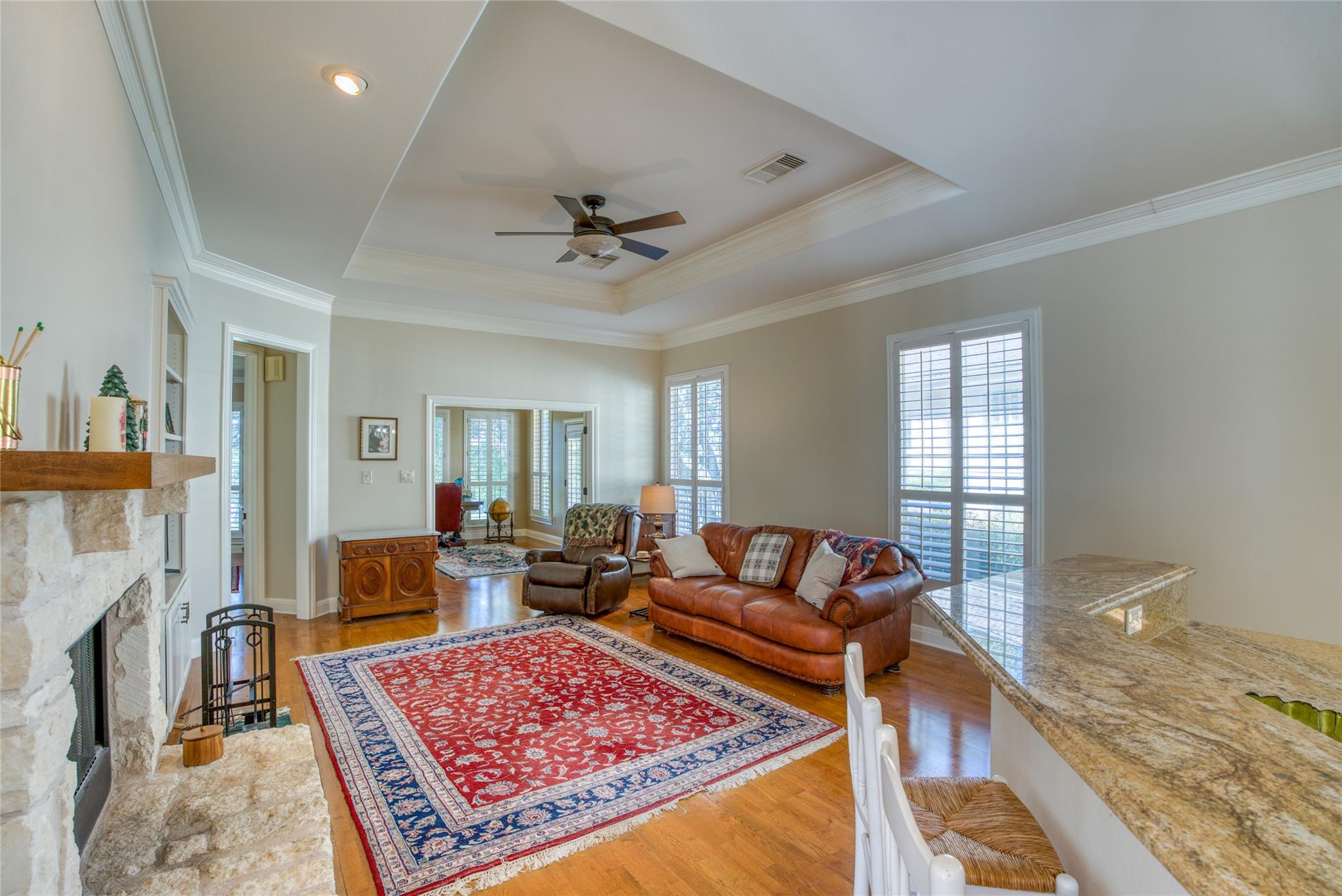 219 The Hills Dr # 5, The Hills, TX 78738