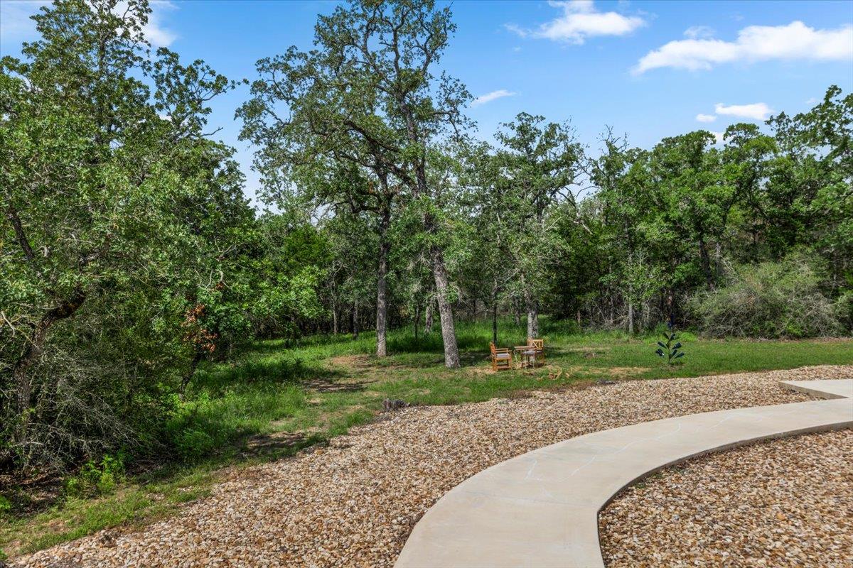 138 Wood Hollow Ct, Bastrop, TX 78602
