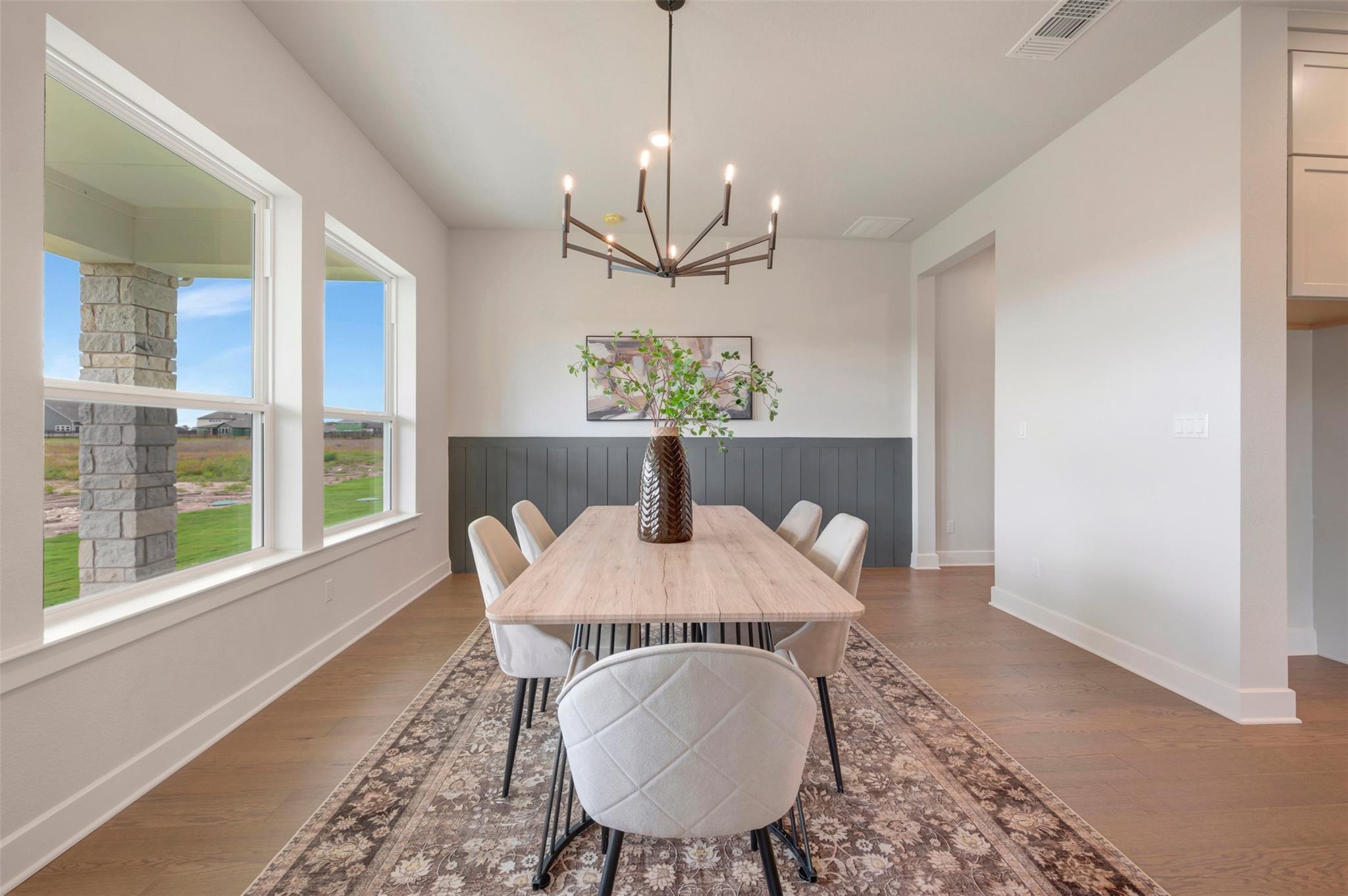 2824 Redwood Grv, Leander, TX 78641
