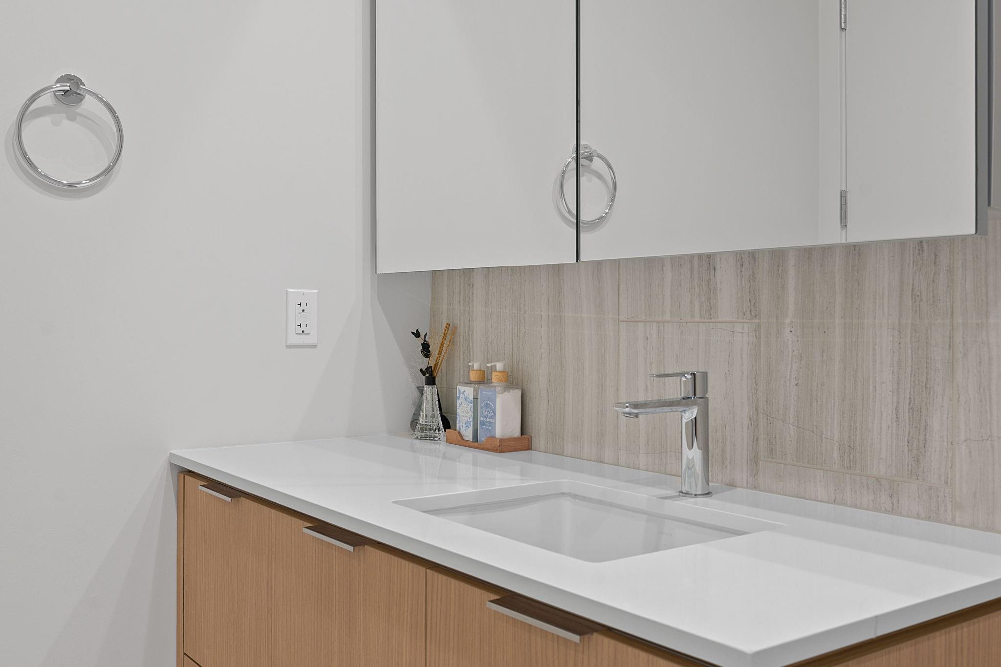 44 East Ave # 1902, Austin, TX 78701