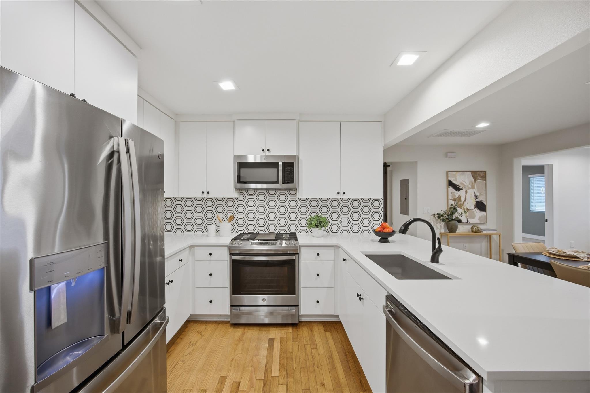 5116 Heflin Ln # 1, Austin, TX 78721