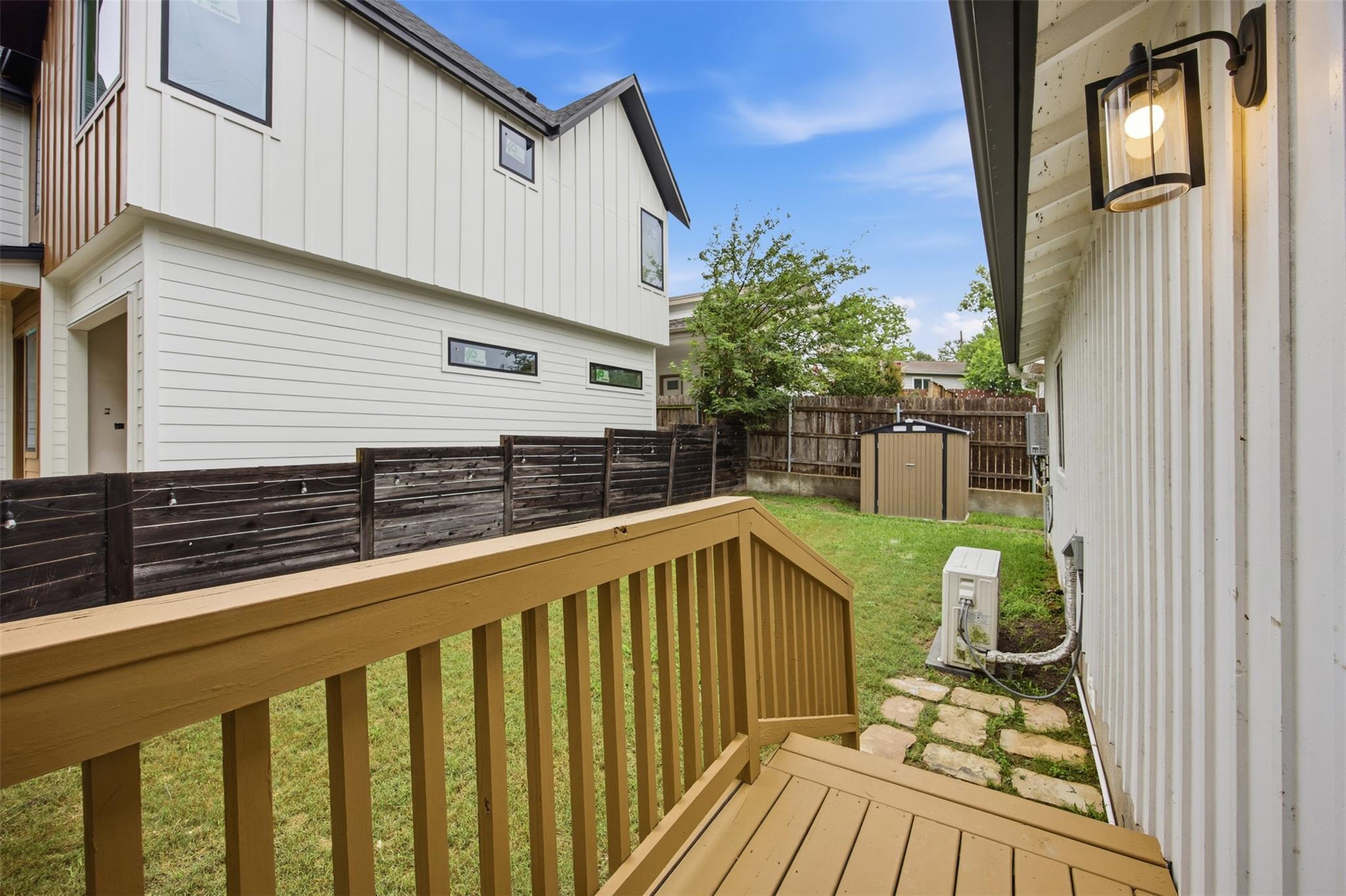 5116 Heflin Ln # 1, Austin, TX 78721