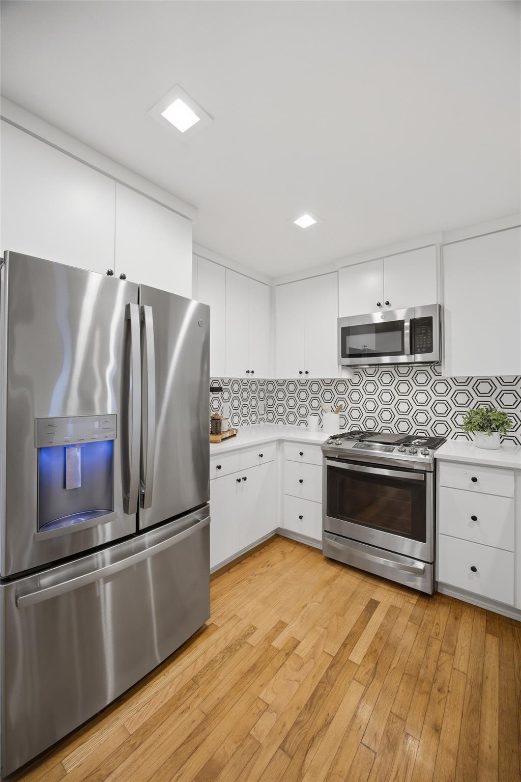 5116 Heflin Ln # 1, Austin, TX 78721