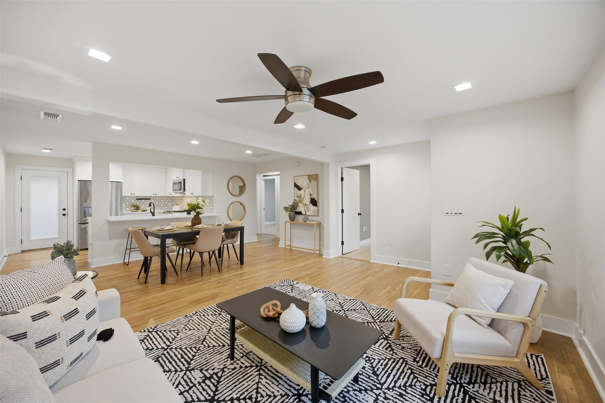 5116 Heflin Ln # 1, Austin, TX 78721