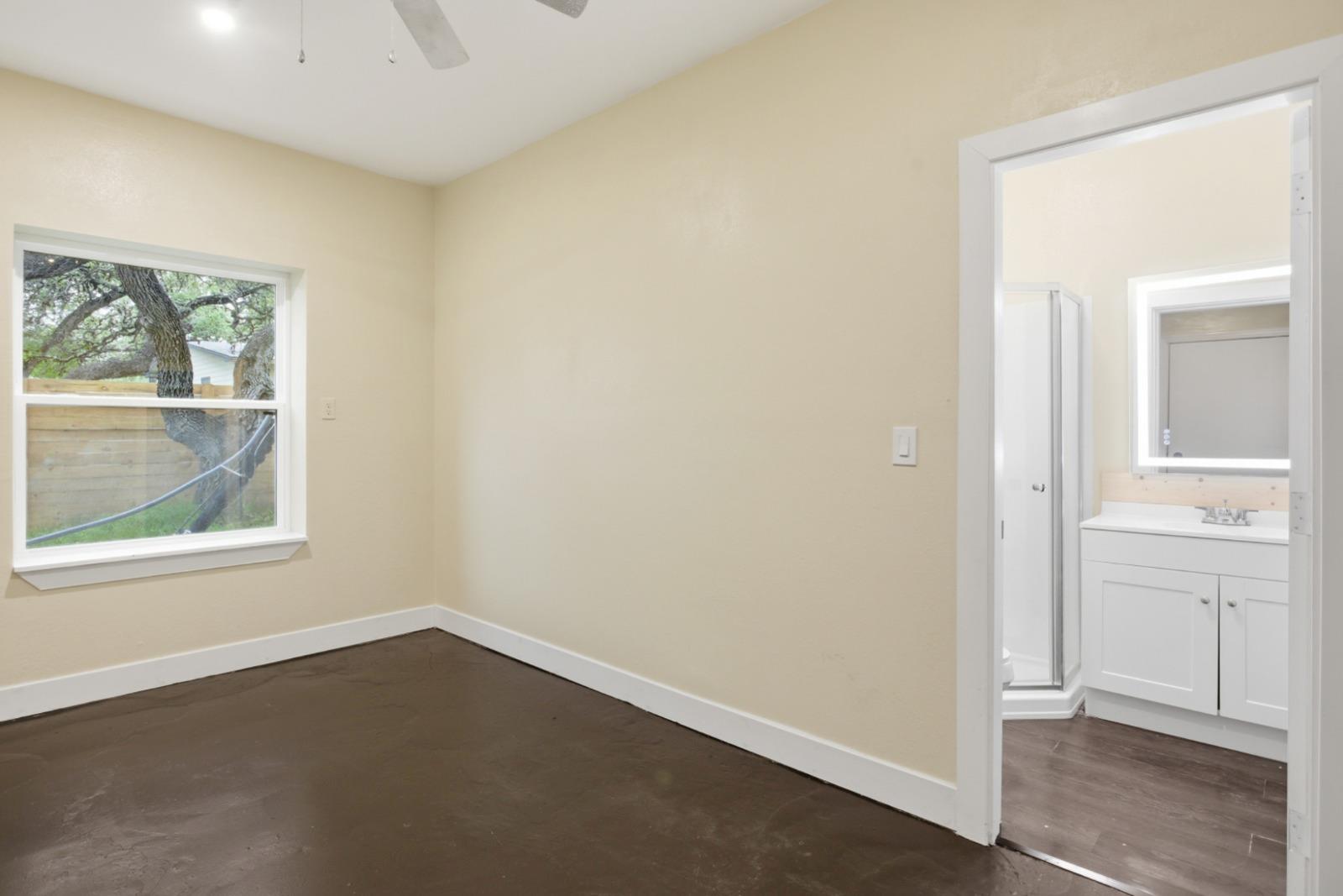 17621 Stacey Ln, Lago Vista, TX 78645