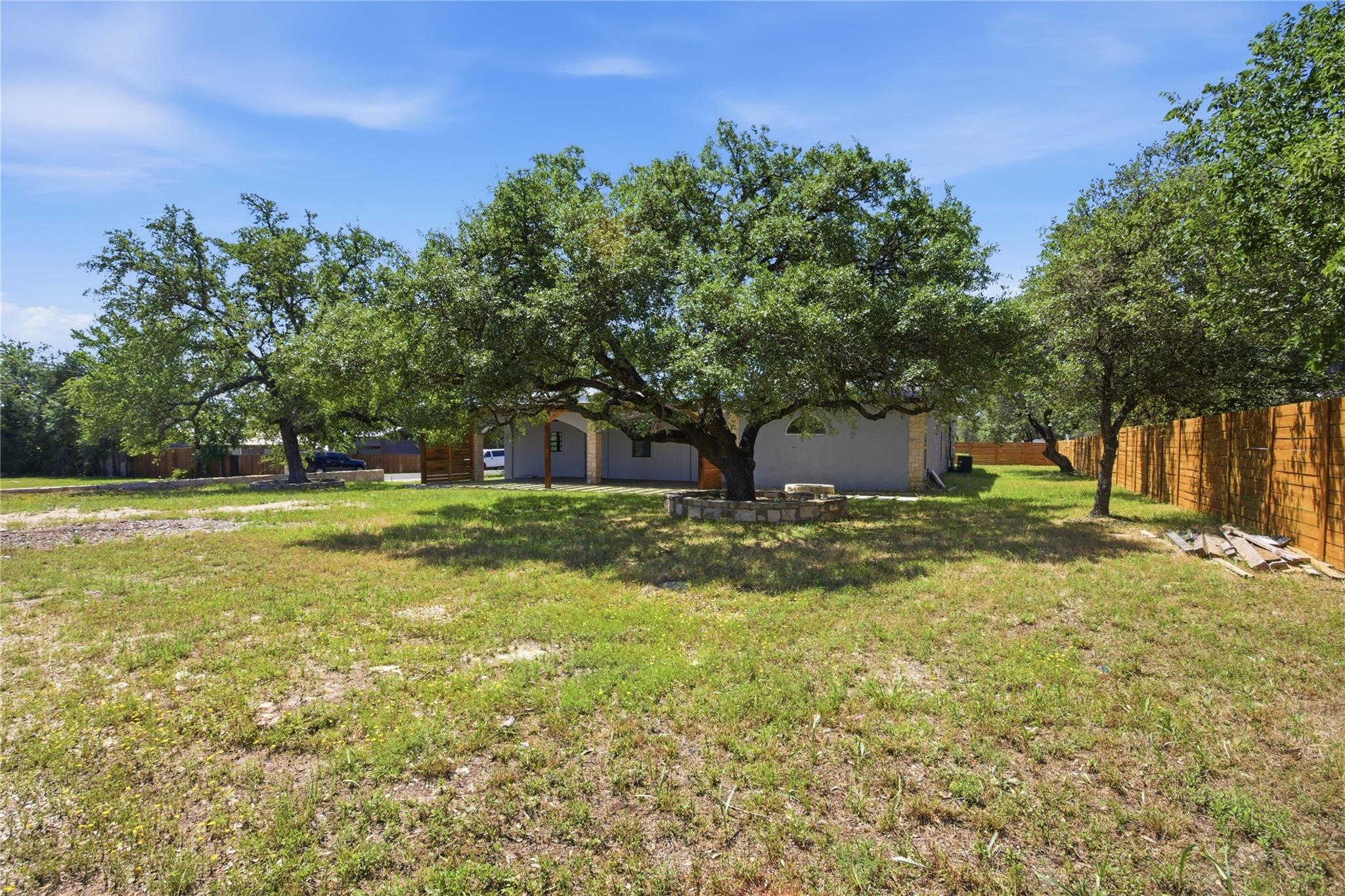 17621 Stacey Ln, Lago Vista, TX 78645