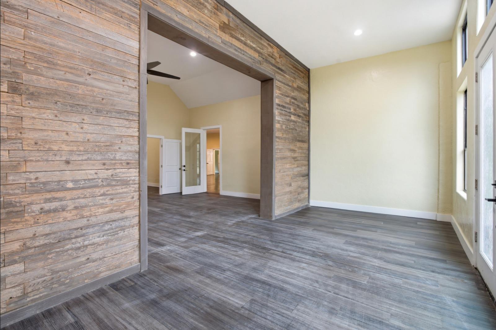 17621 Stacey Ln, Lago Vista, TX 78645