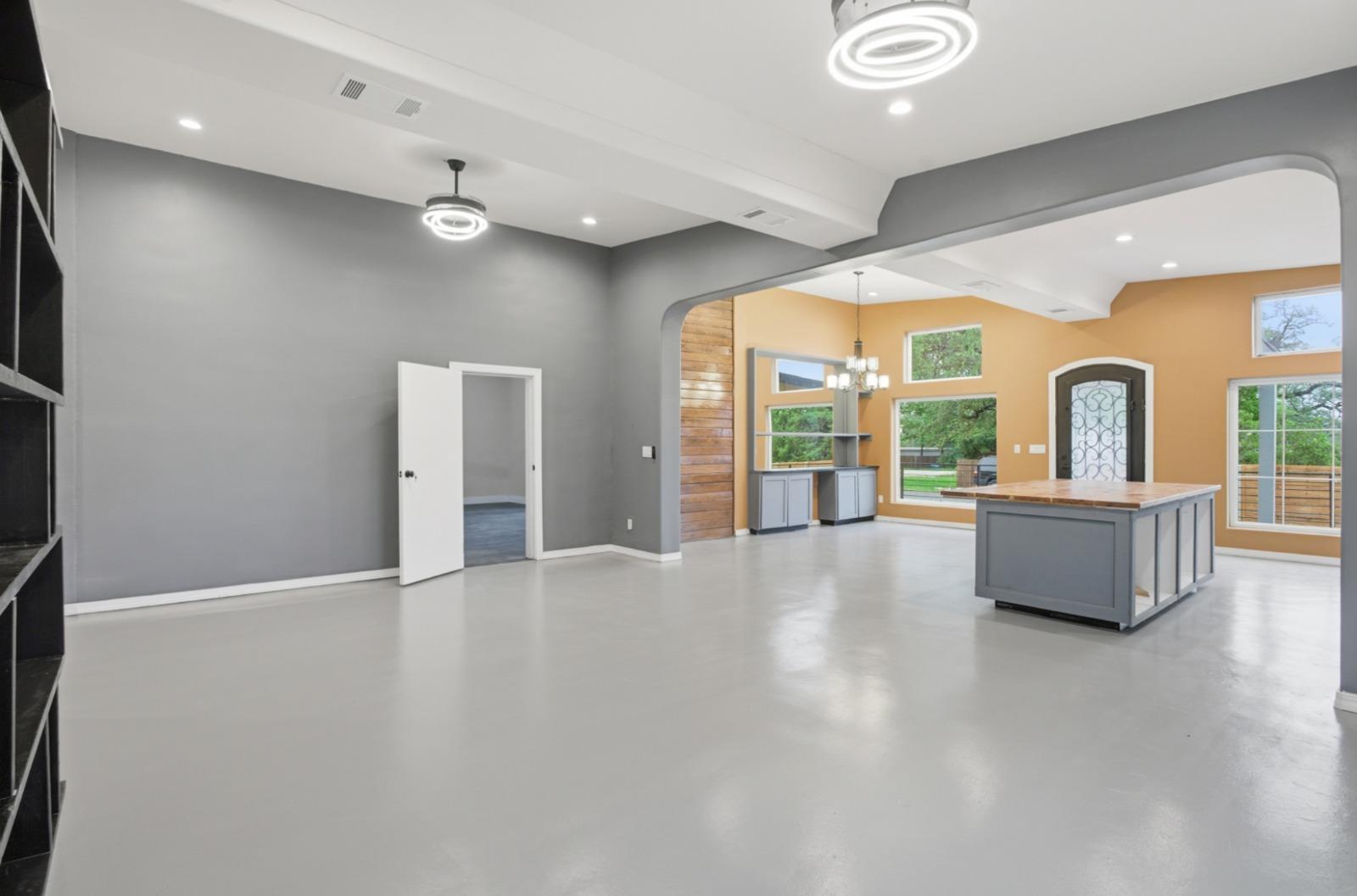 17621 Stacey Ln, Lago Vista, TX 78645
