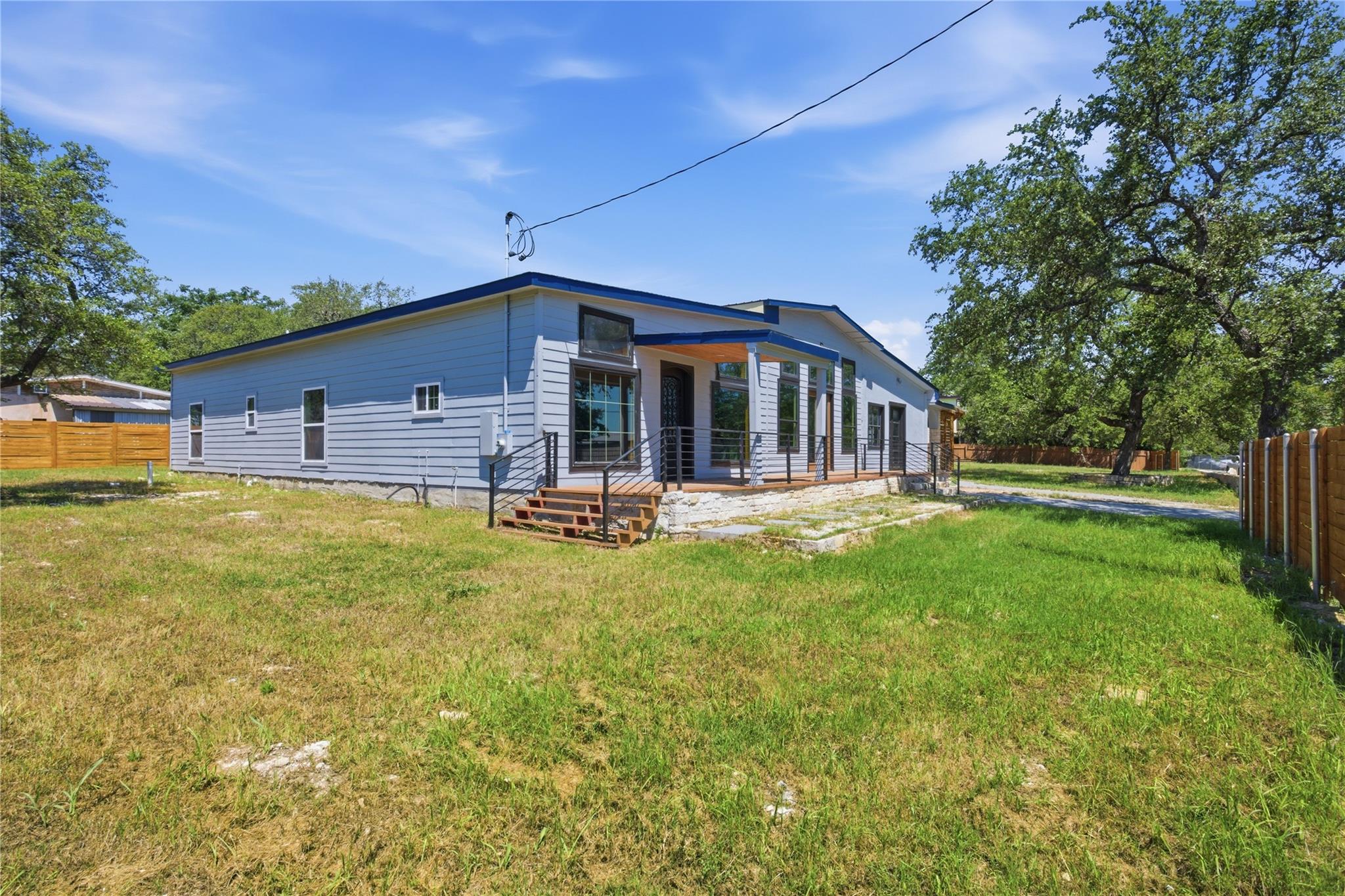 17621 Stacey Ln, Lago Vista, TX 78645