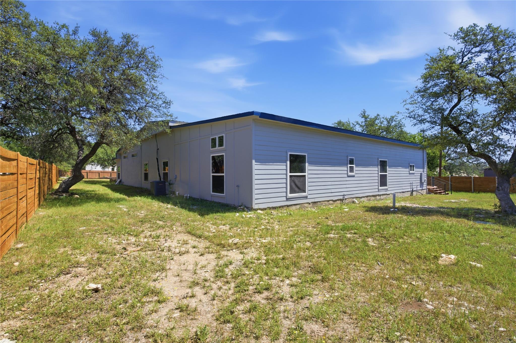 17621 Stacey Ln, Lago Vista, TX 78645