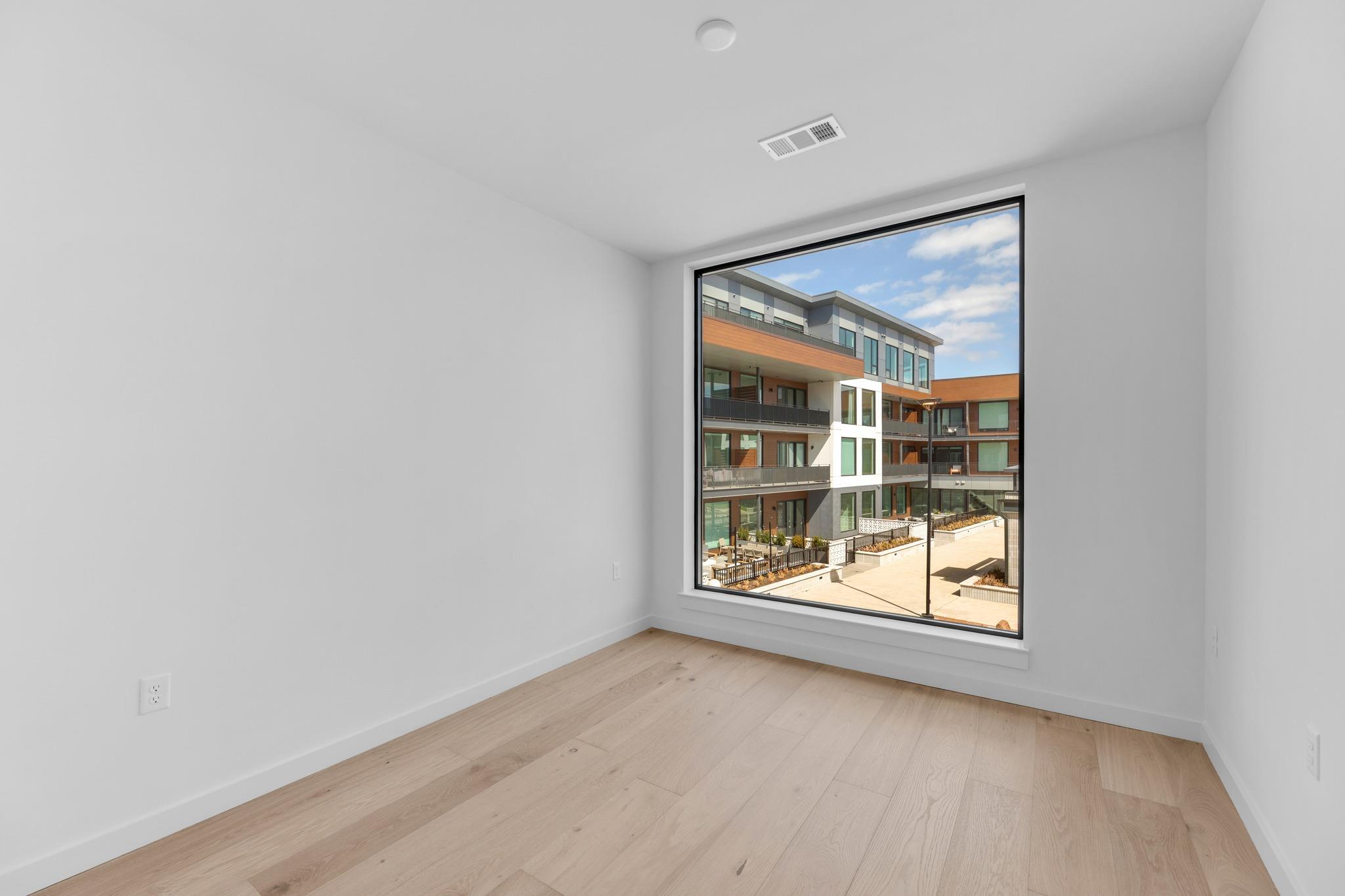 2209 S 1st St # 231, Austin, TX 78704