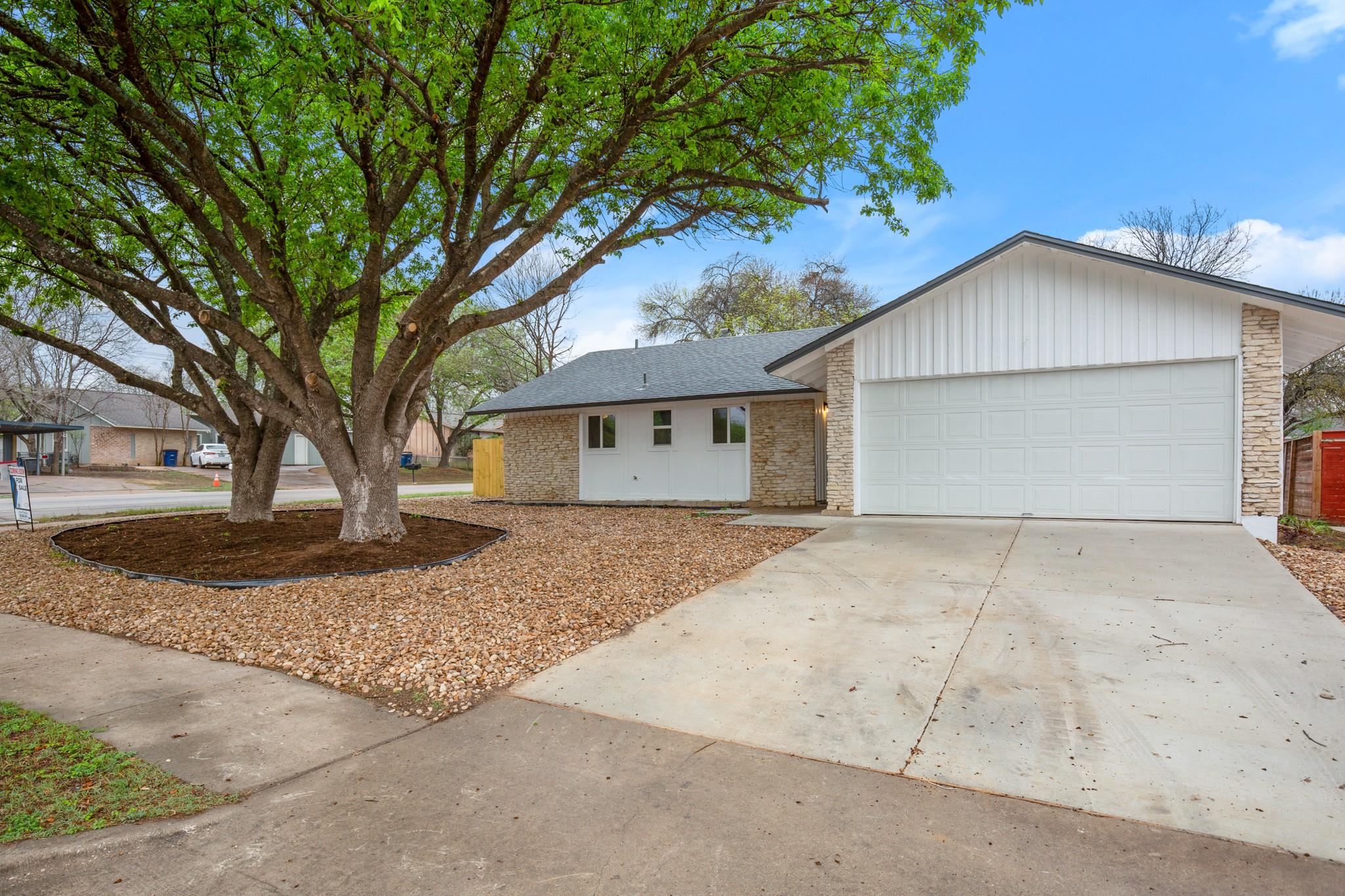 2100 Deadwood Dr, Austin, TX 78744