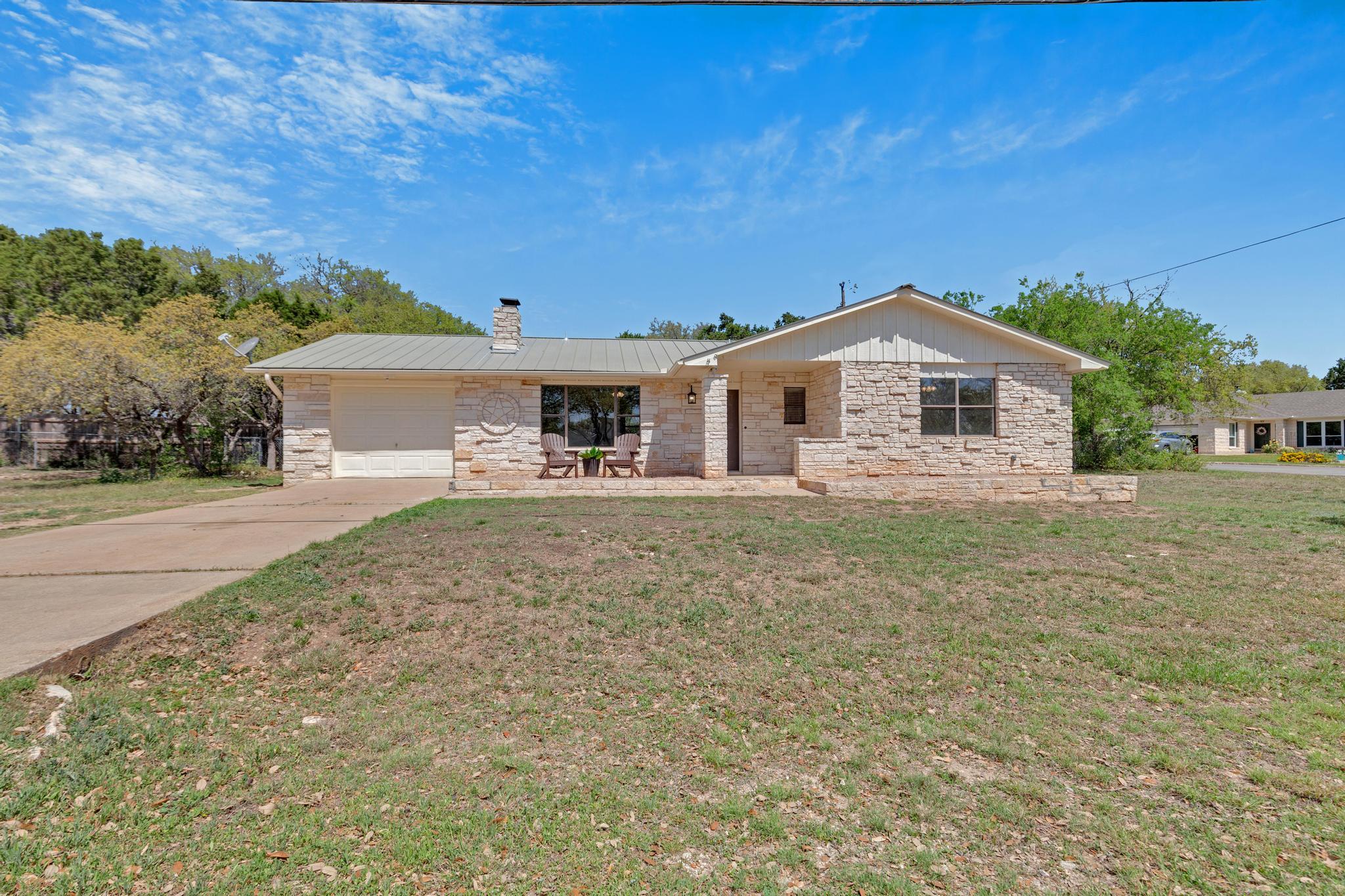 7902 Bar K Ranch Rd, Lago Vista, TX 78645