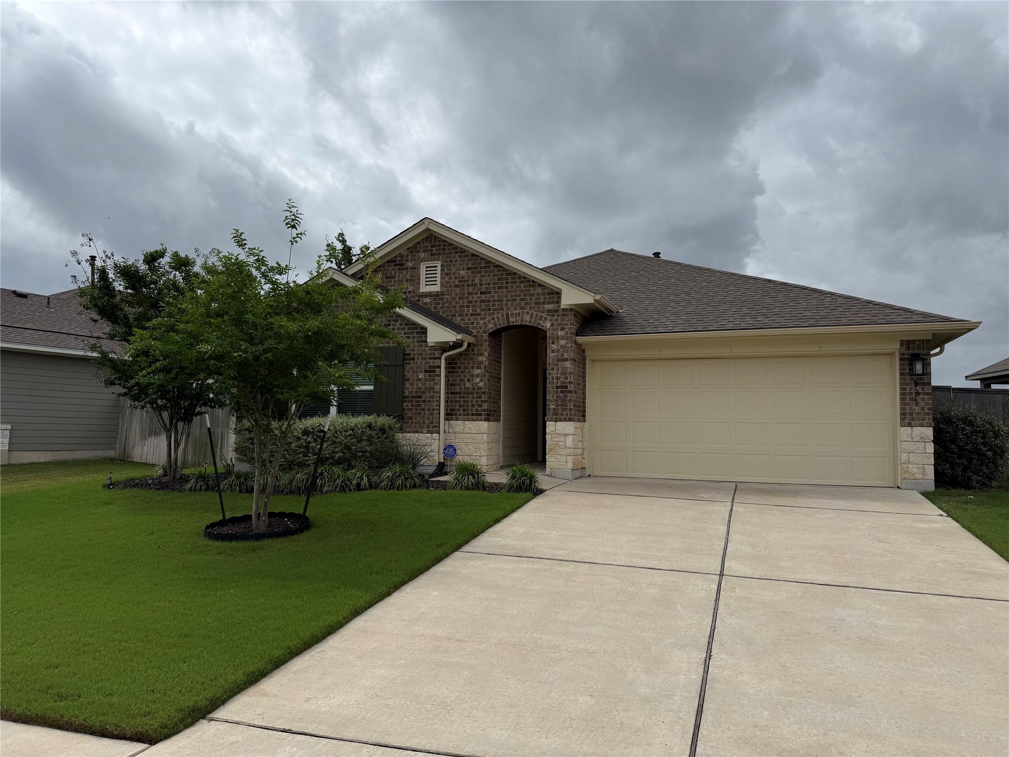 131 Patrick Herndon Dr, Bastrop, TX 78602
