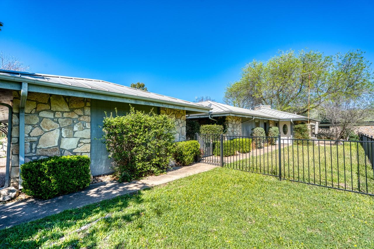 1504 Azure # A, Horseshoe Bay, TX 78657