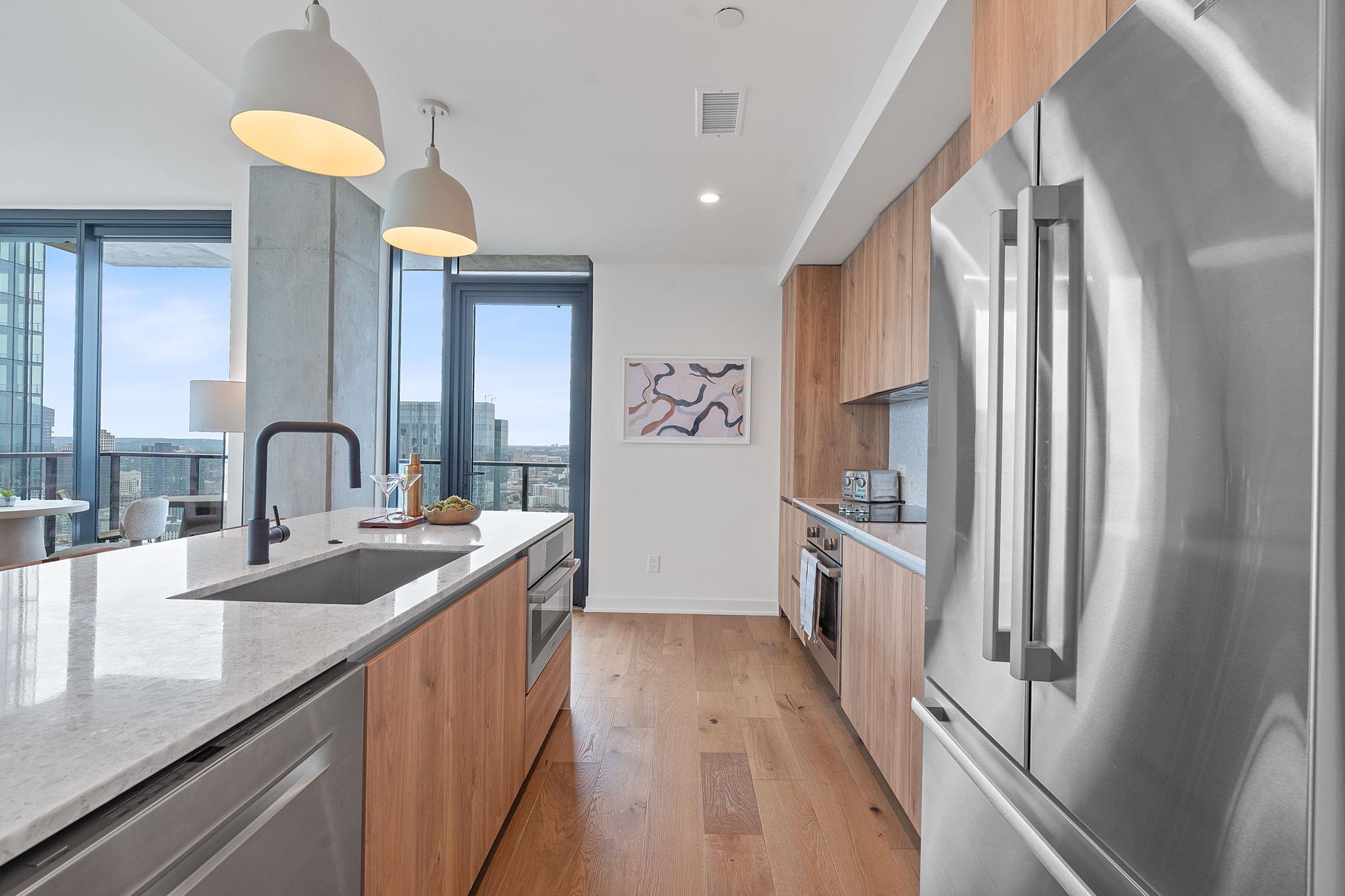 84 East Ave # 3803, Austin, TX 78701