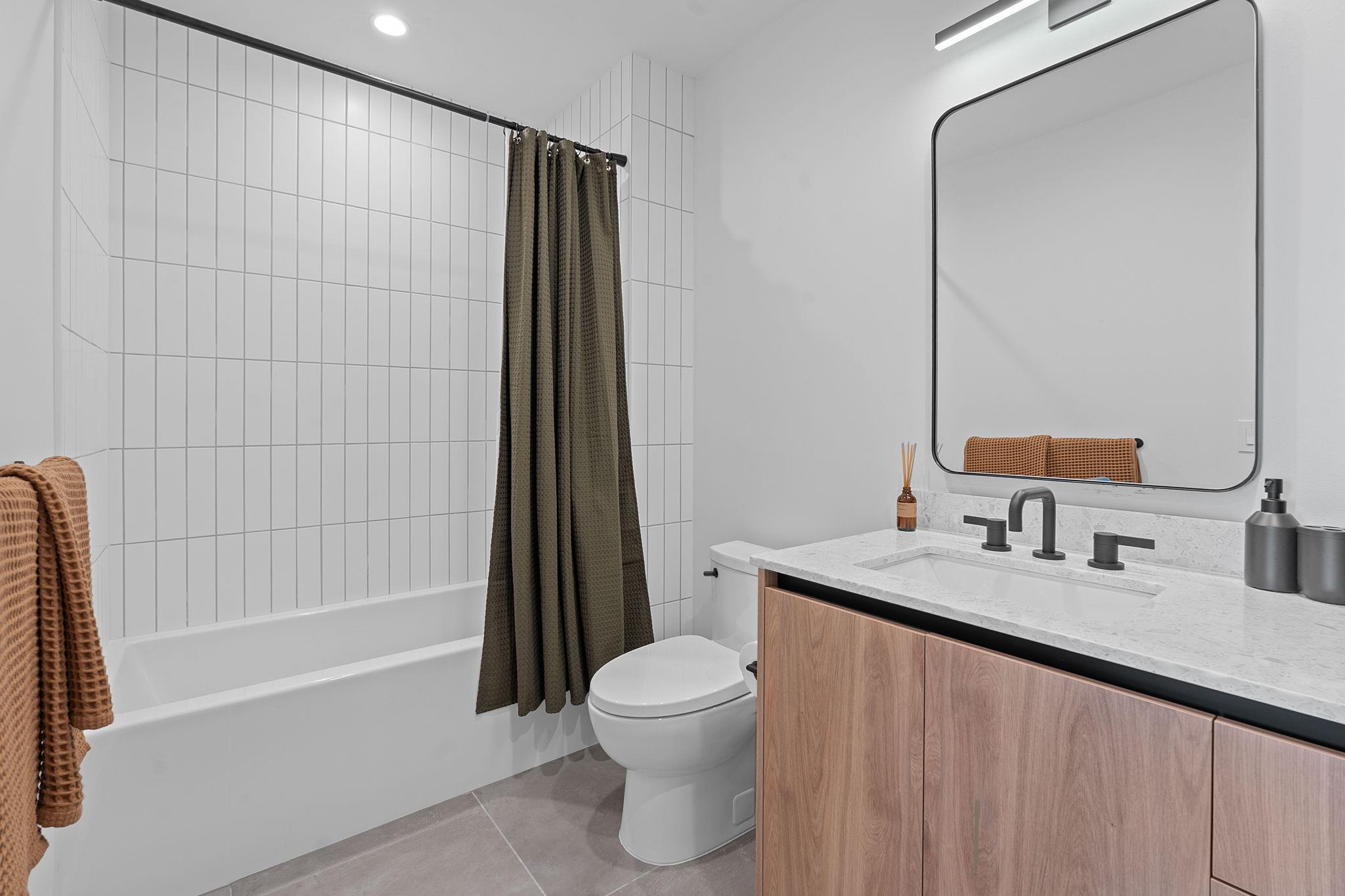 84 East Ave # 3803, Austin, TX 78701