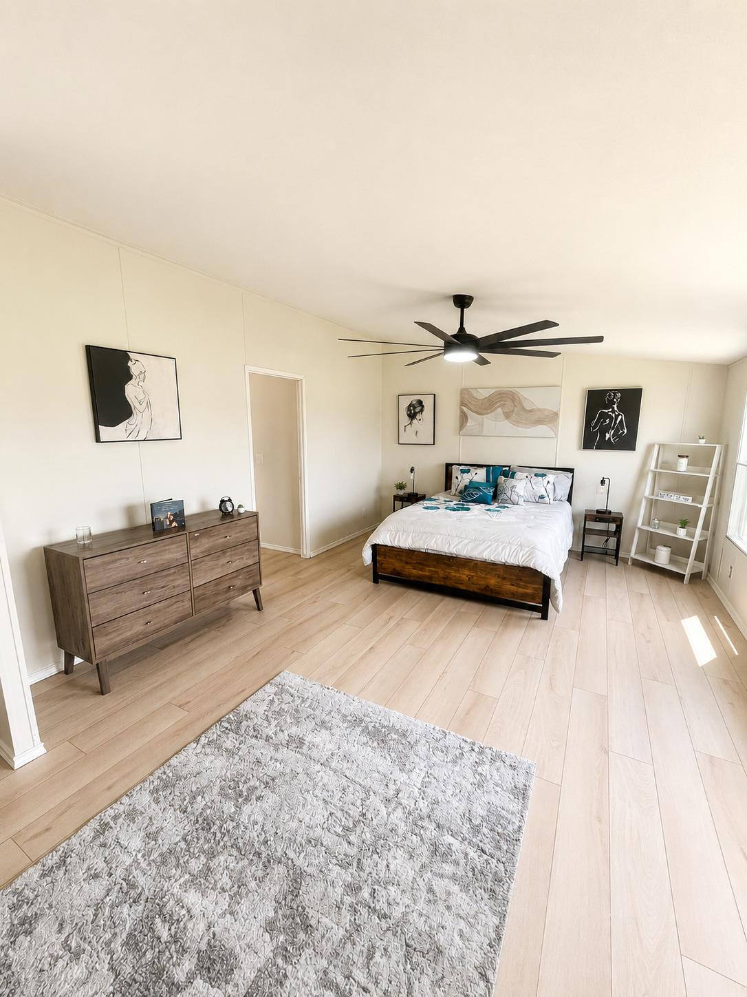 160 Indian Trl, Lockhart, TX 78644