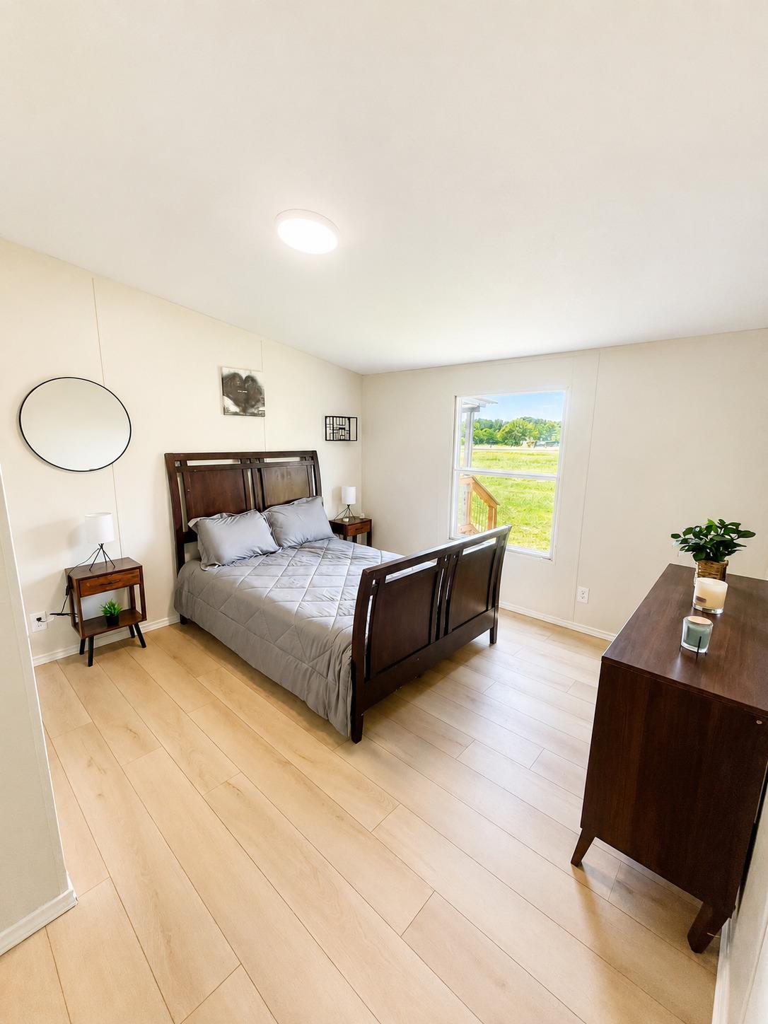160 Indian Trl, Lockhart, TX 78644