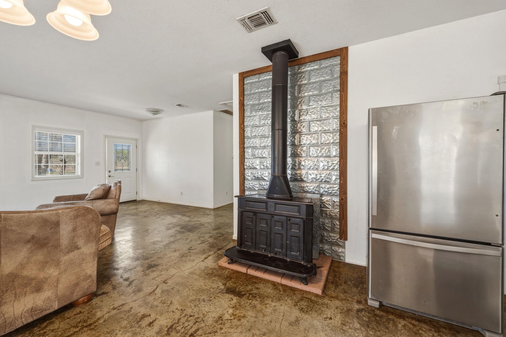 1301 Altwein Rd, Blanco, TX 78606