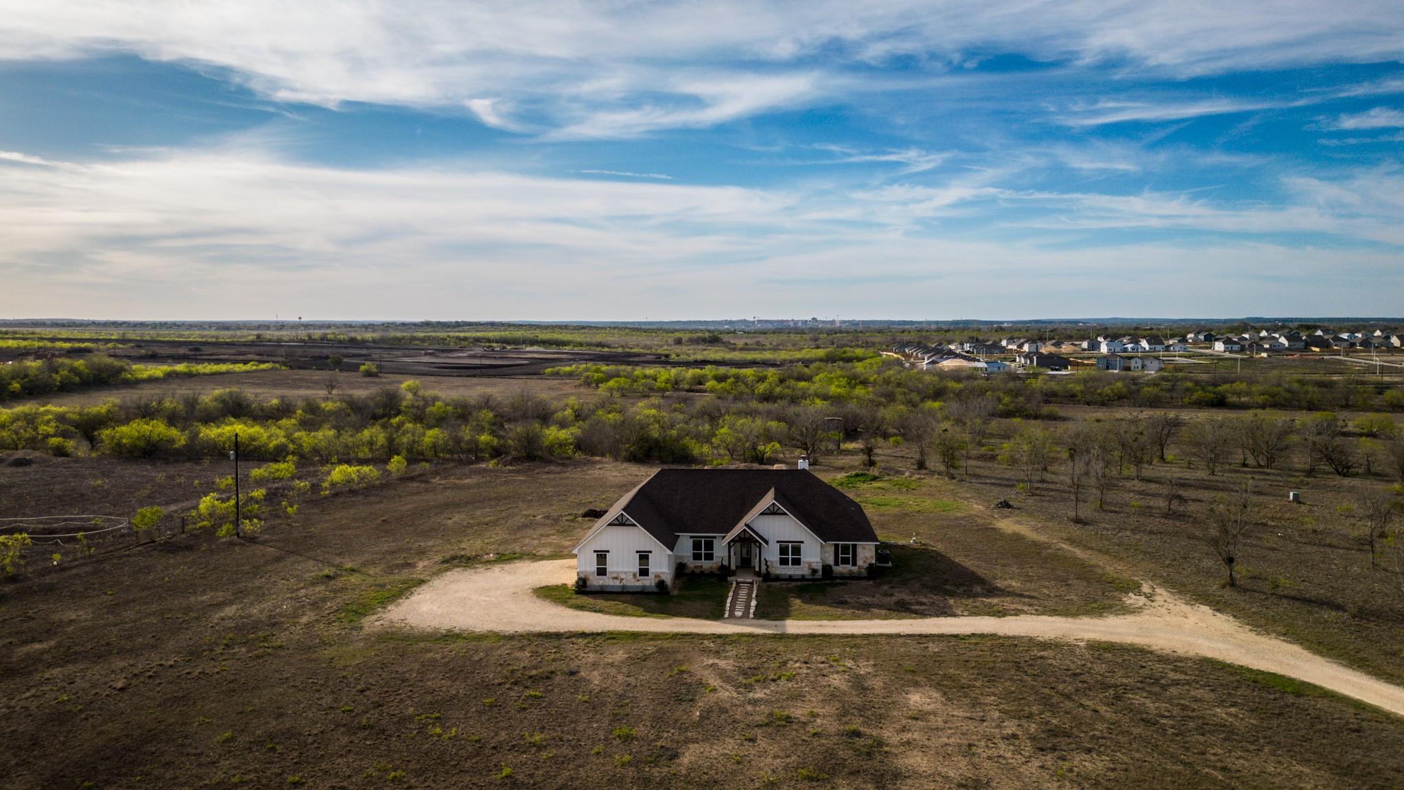 1642 Scull Rd, San Marcos, TX 78666