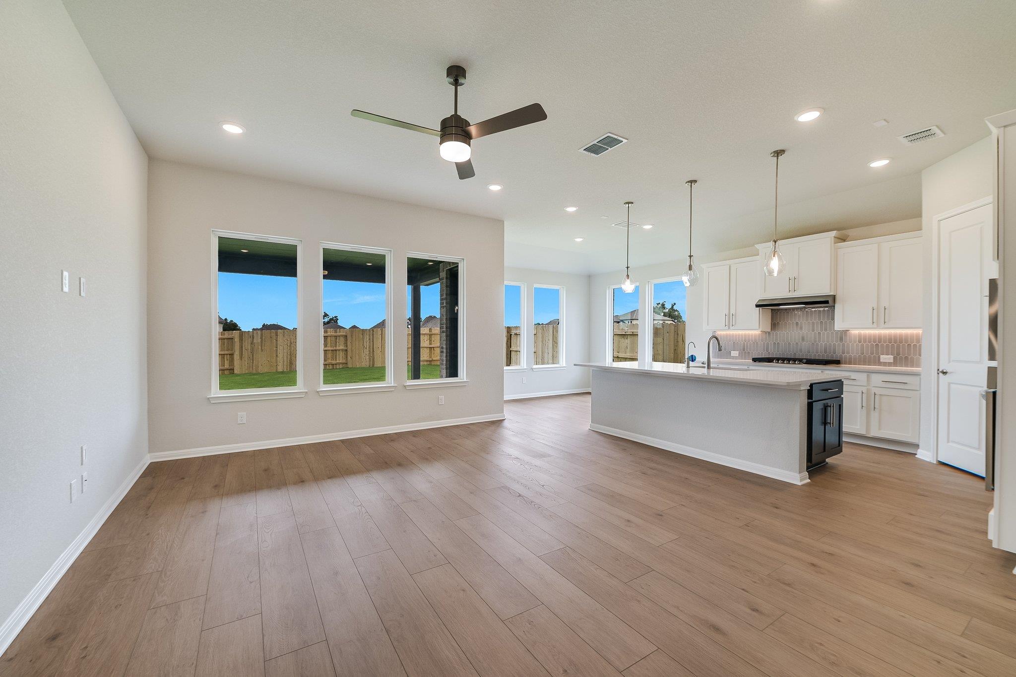 112 Teakmill Trl, San Marcos, TX 78666