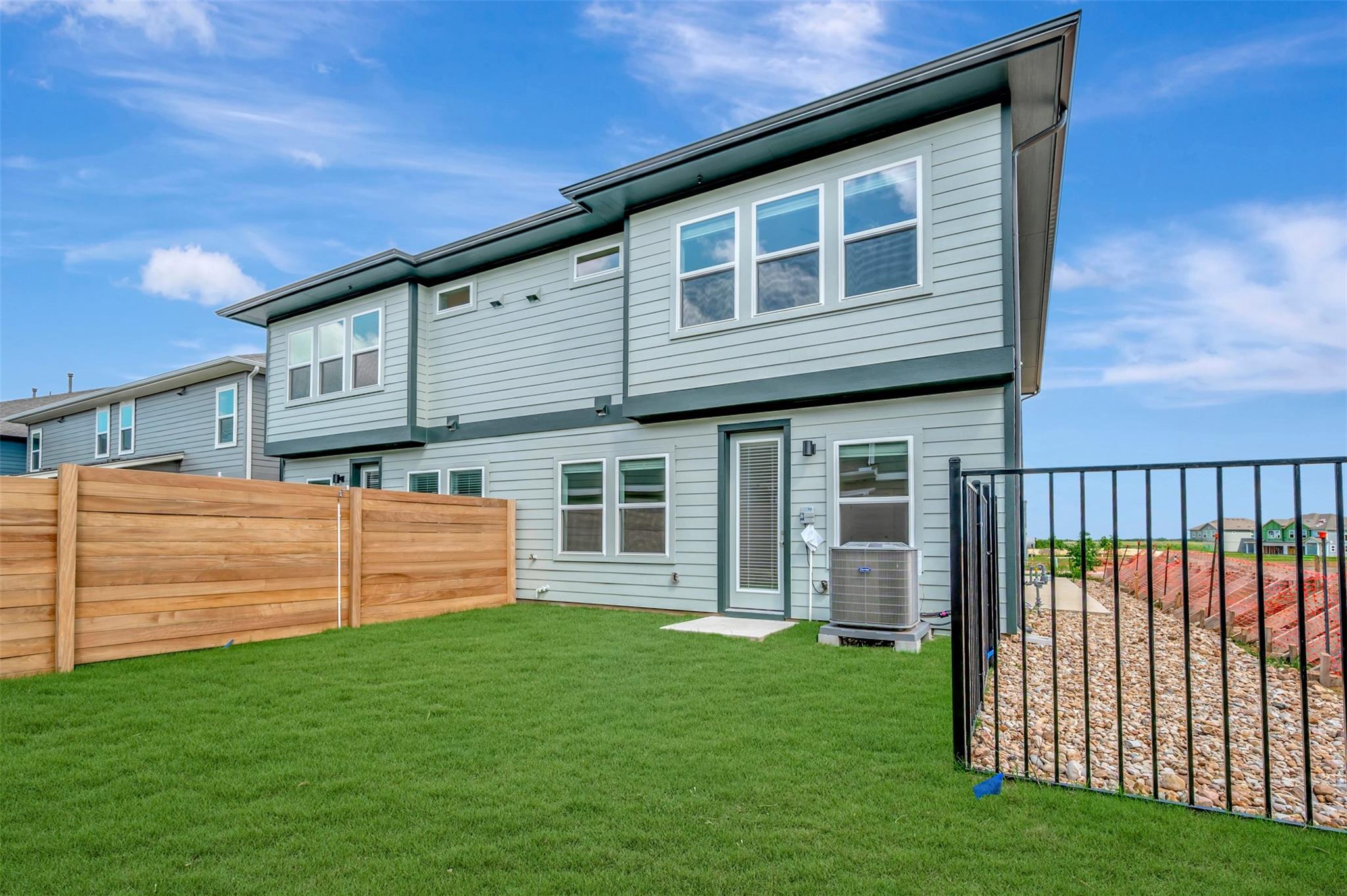 1010A Brickell Loop, Austin, TX 78744