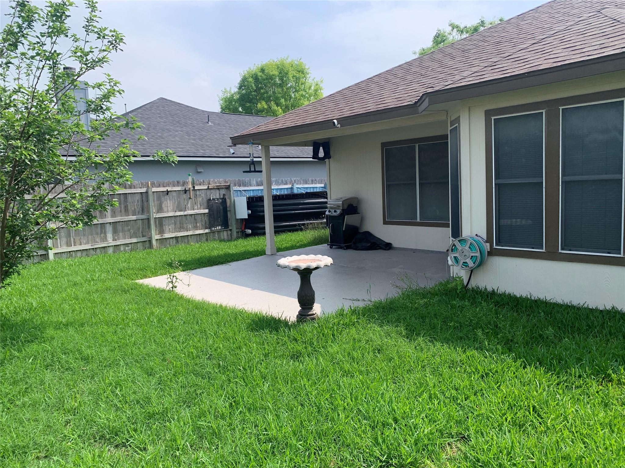 150 Elmer Cv, Kyle, TX 78640