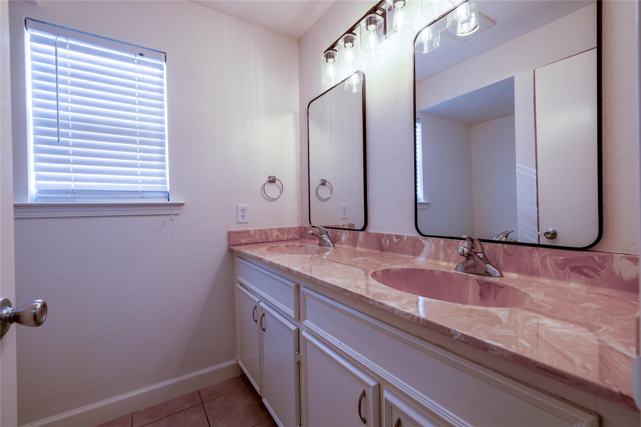 4304 Scottsdale Rd, Austin, TX 78721