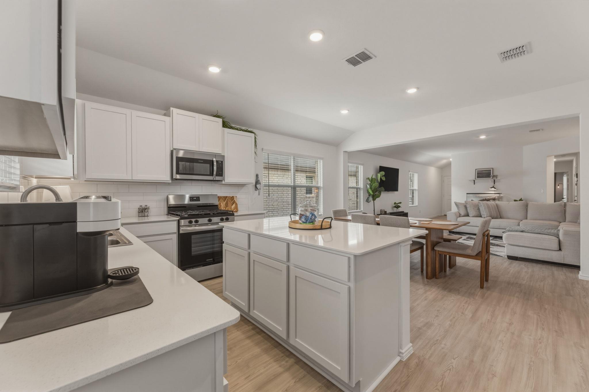 185 Sormonne Loop, Kyle, TX 78640