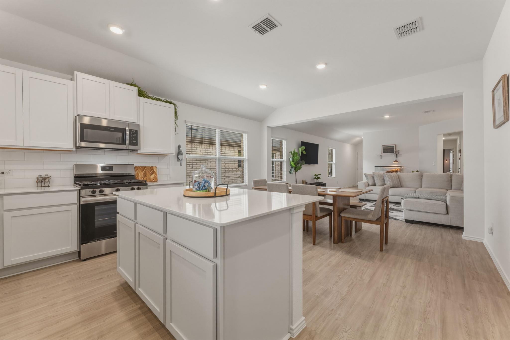 185 Sormonne Loop, Kyle, TX 78640