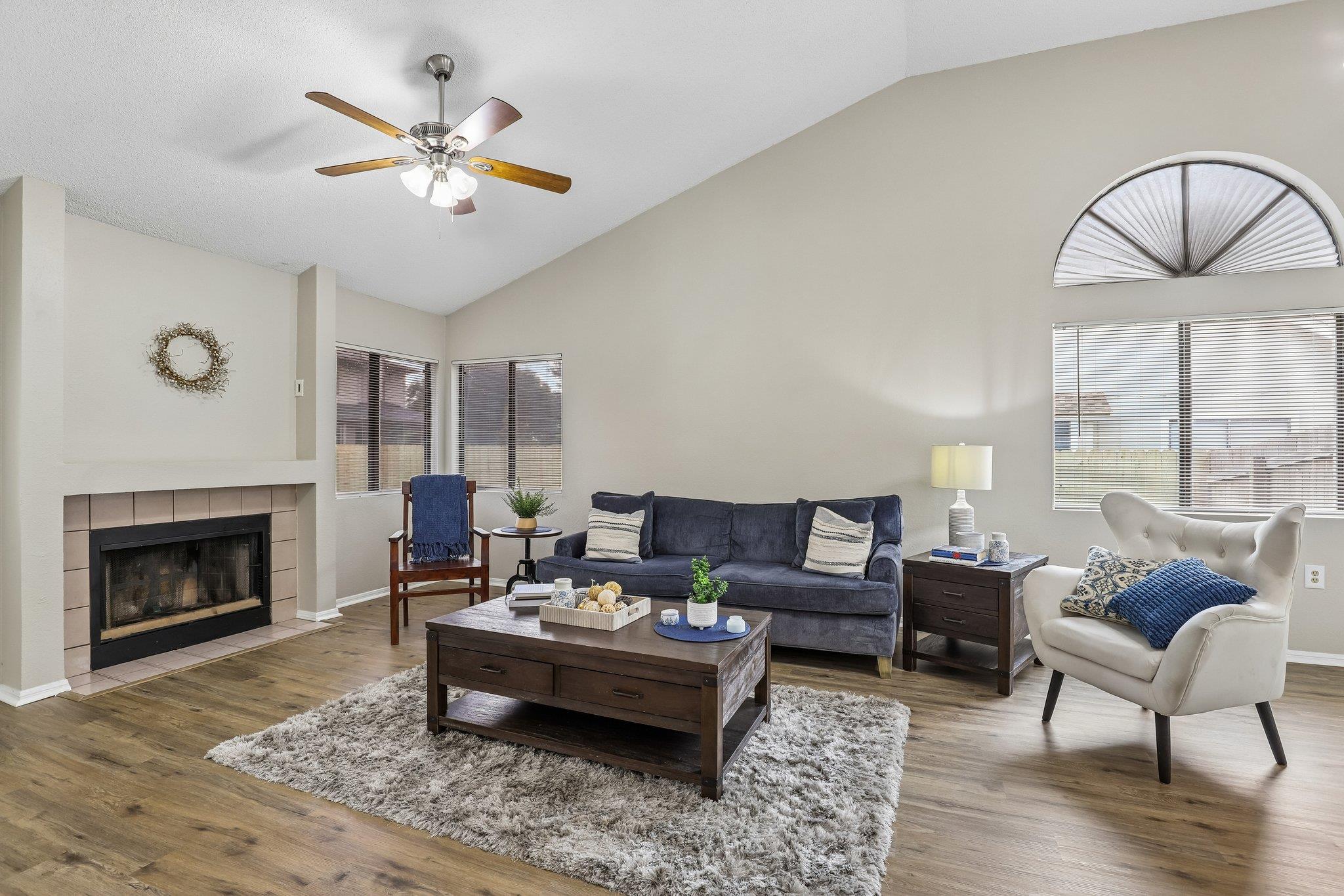 305 Hornbean Ln, Cibolo, TX 78108
