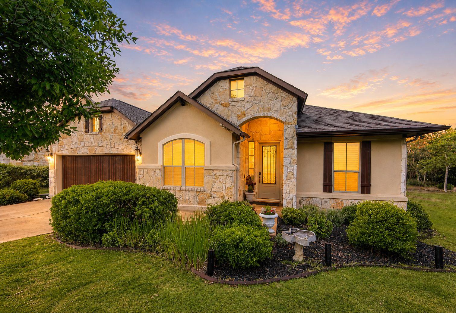101 Pierce Range Rd, Austin, TX 78738